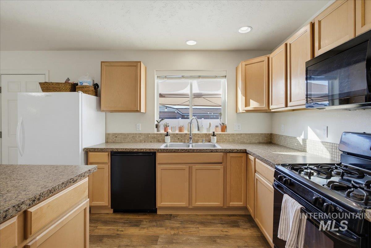 1935 E Marsh Creek Rd, Emmett, Idaho 83617, 4 Bedrooms, 3 Bathrooms, Residential For Sale, Price $499,000,MLS 99003647