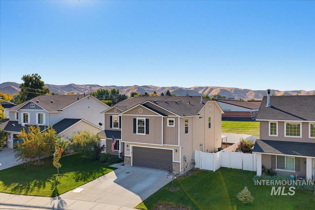1935 E Marsh Creek Rd, Emmett, Idaho 83617, 4 Bedrooms, 3 Bathrooms, Residential For Sale, Price $499,000,MLS 99003647