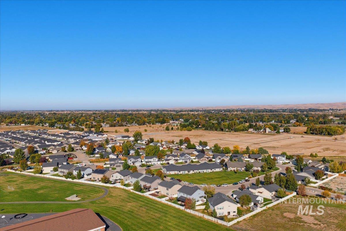1935 E Marsh Creek Rd, Emmett, Idaho 83617, 4 Bedrooms, 3 Bathrooms, Residential For Sale, Price $499,000,MLS 99003647