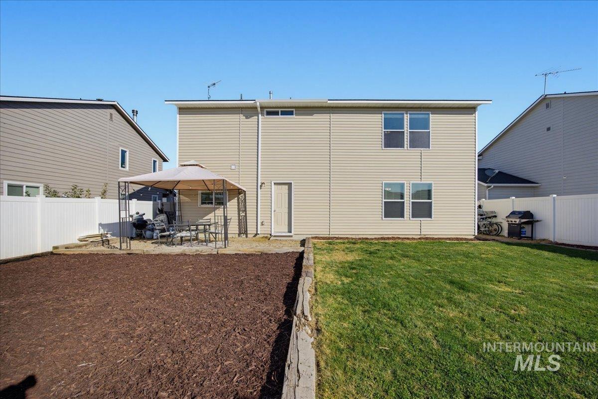 1935 E Marsh Creek Rd, Emmett, Idaho 83617, 4 Bedrooms, 3 Bathrooms, Residential For Sale, Price $499,000,MLS 99003647