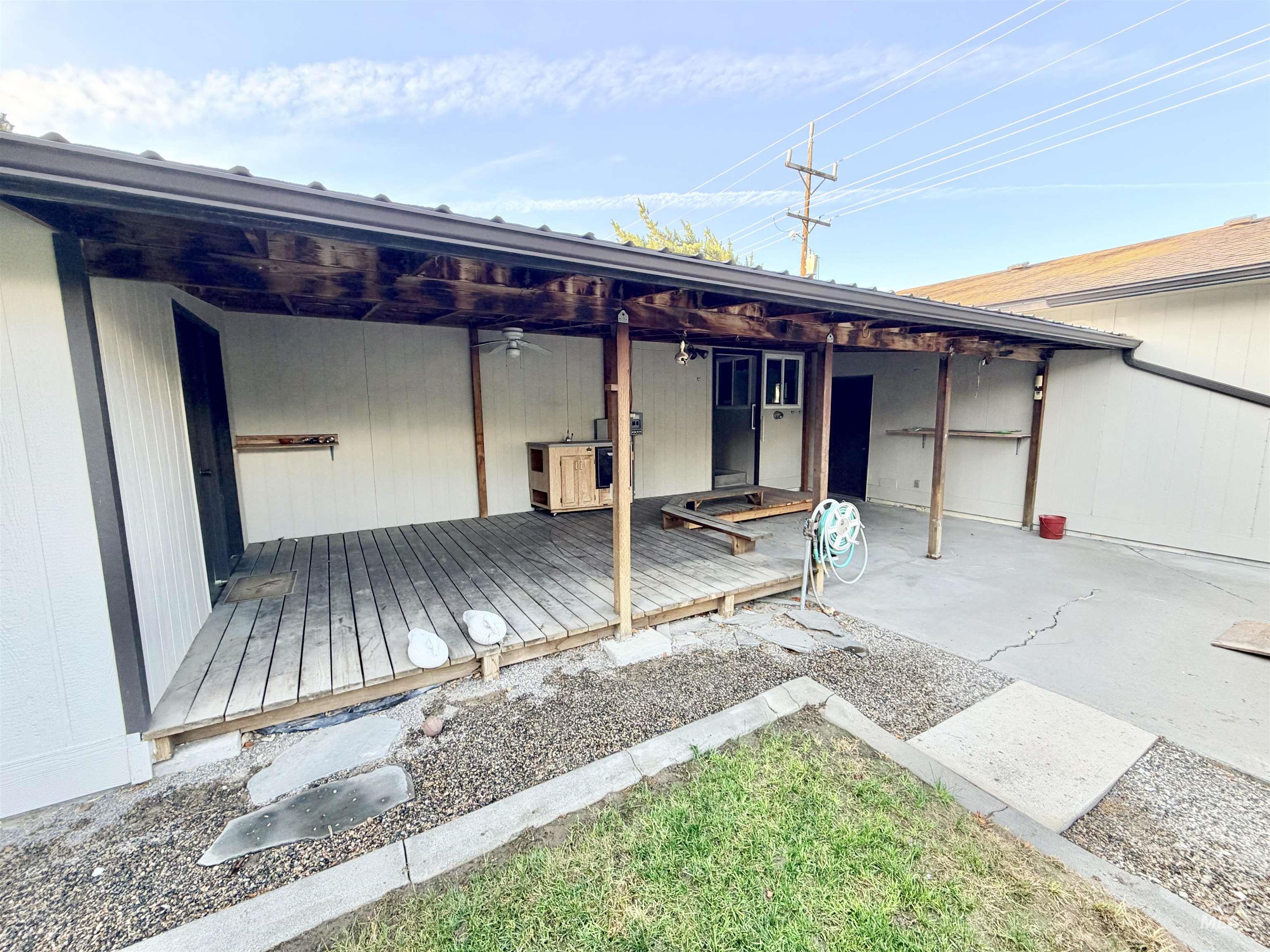 178 S Verde Dr., Ontario, Oregon 97914, 3 Bedrooms, 2 Bathrooms, Residential For Sale, Price $295,000,MLS 99003648