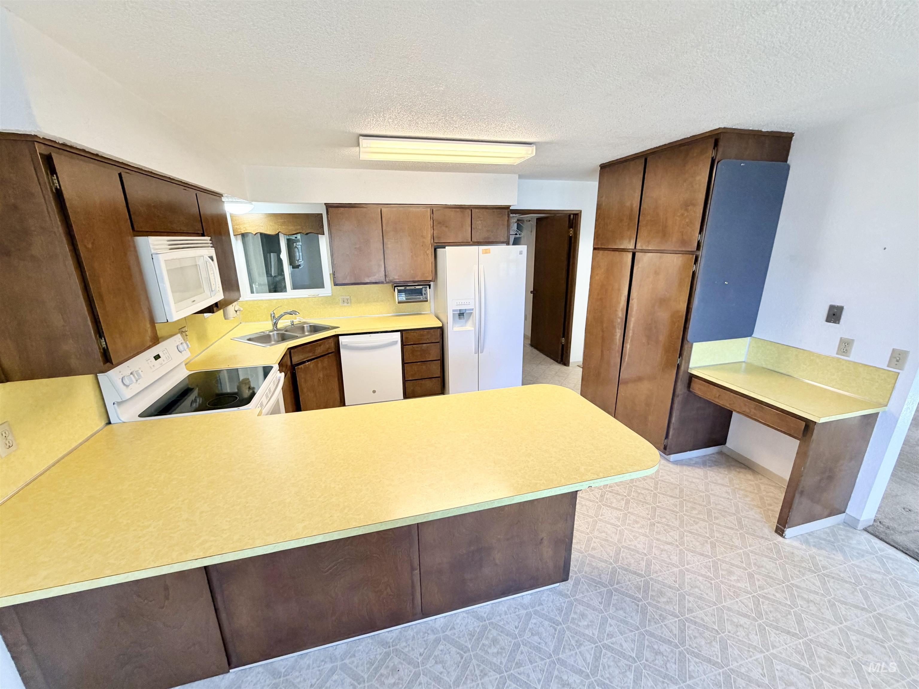 178 S Verde Dr., Ontario, Oregon 97914, 3 Bedrooms, 2 Bathrooms, Residential For Sale, Price $295,000,MLS 99003648