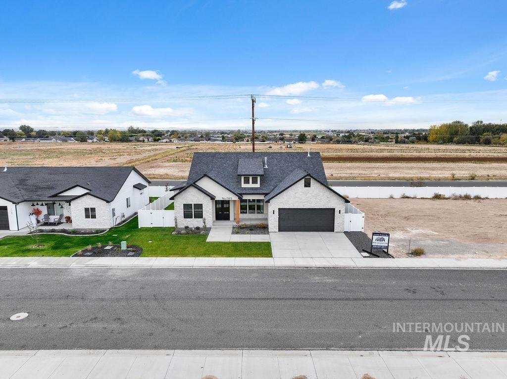 1183 Magic Rd, Twin Falls, Idaho 83301, 4 Bedrooms, 2 Bathrooms, Residential For Sale, Price $569,500,MLS 99003649