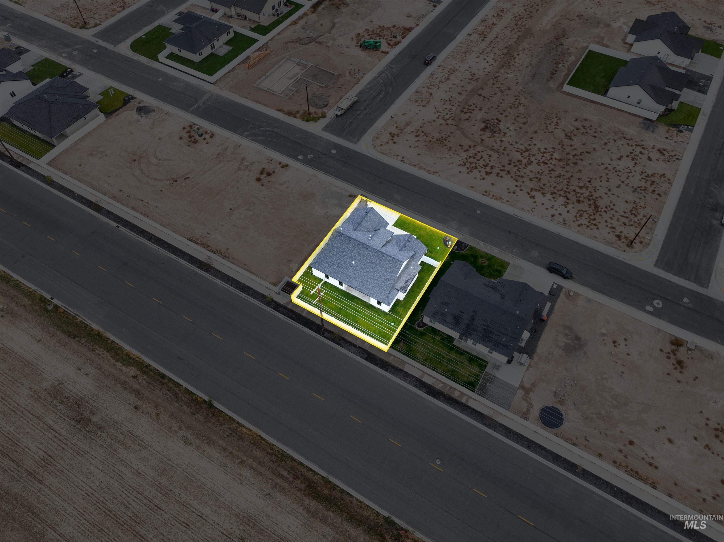 1183 Magic Rd, Twin Falls, Idaho 83301, 4 Bedrooms, 2 Bathrooms, Residential For Sale, Price $569,500,MLS 99003649