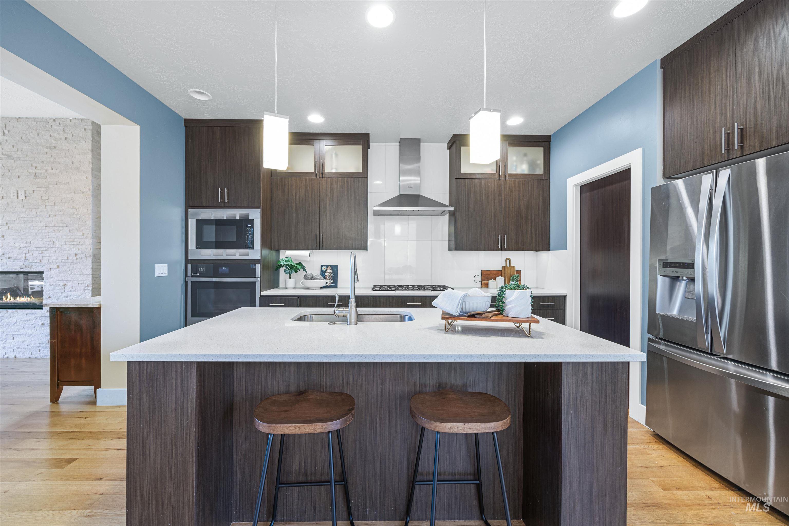 2824 S Honeycomb Way, Boise, Idaho 83716, 3 Bedrooms, 2.5 Bathrooms, Residential For Sale, Price $865,000,MLS 99003650