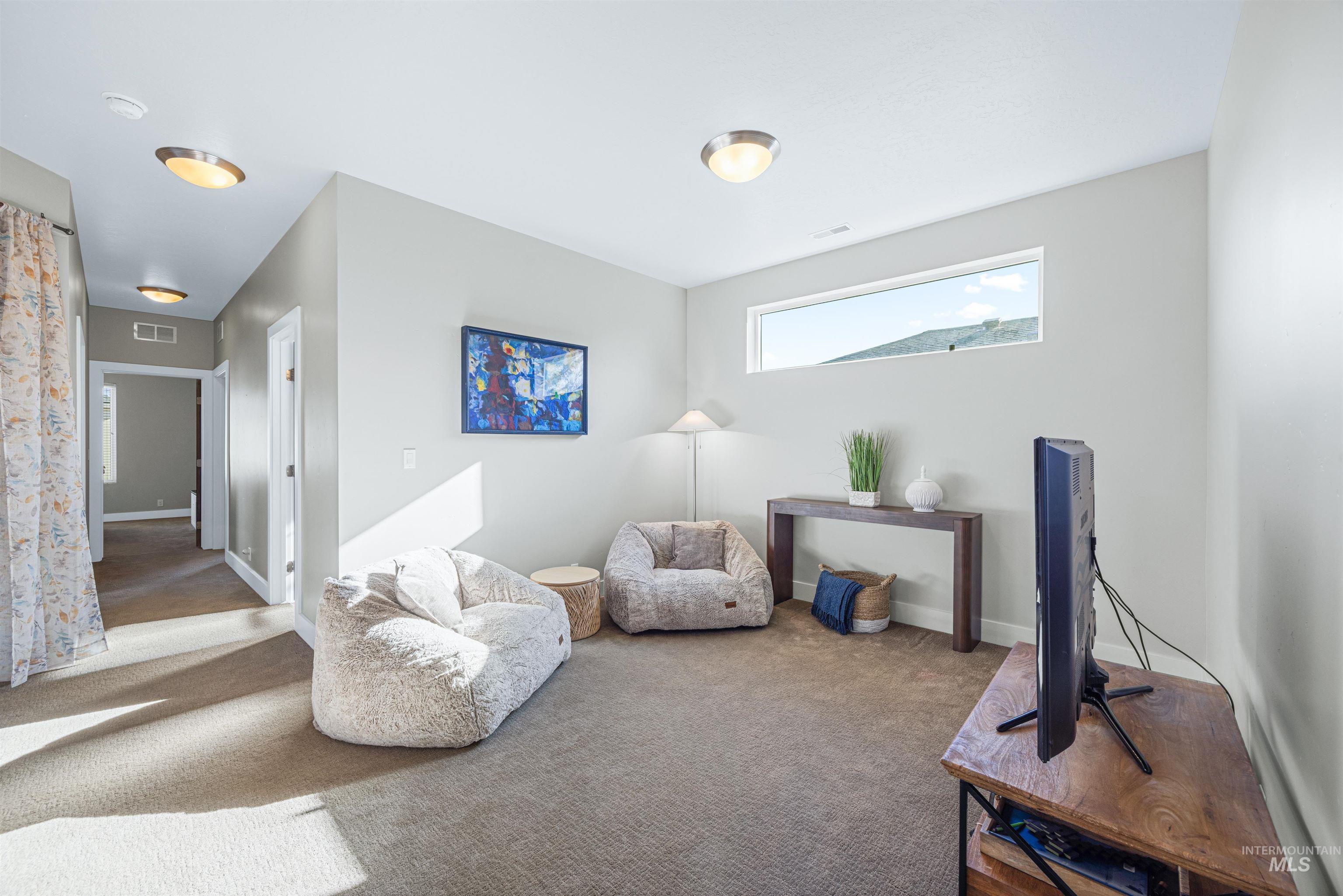 2824 S Honeycomb Way, Boise, Idaho 83716, 3 Bedrooms, 2.5 Bathrooms, Residential For Sale, Price $865,000,MLS 99003650
