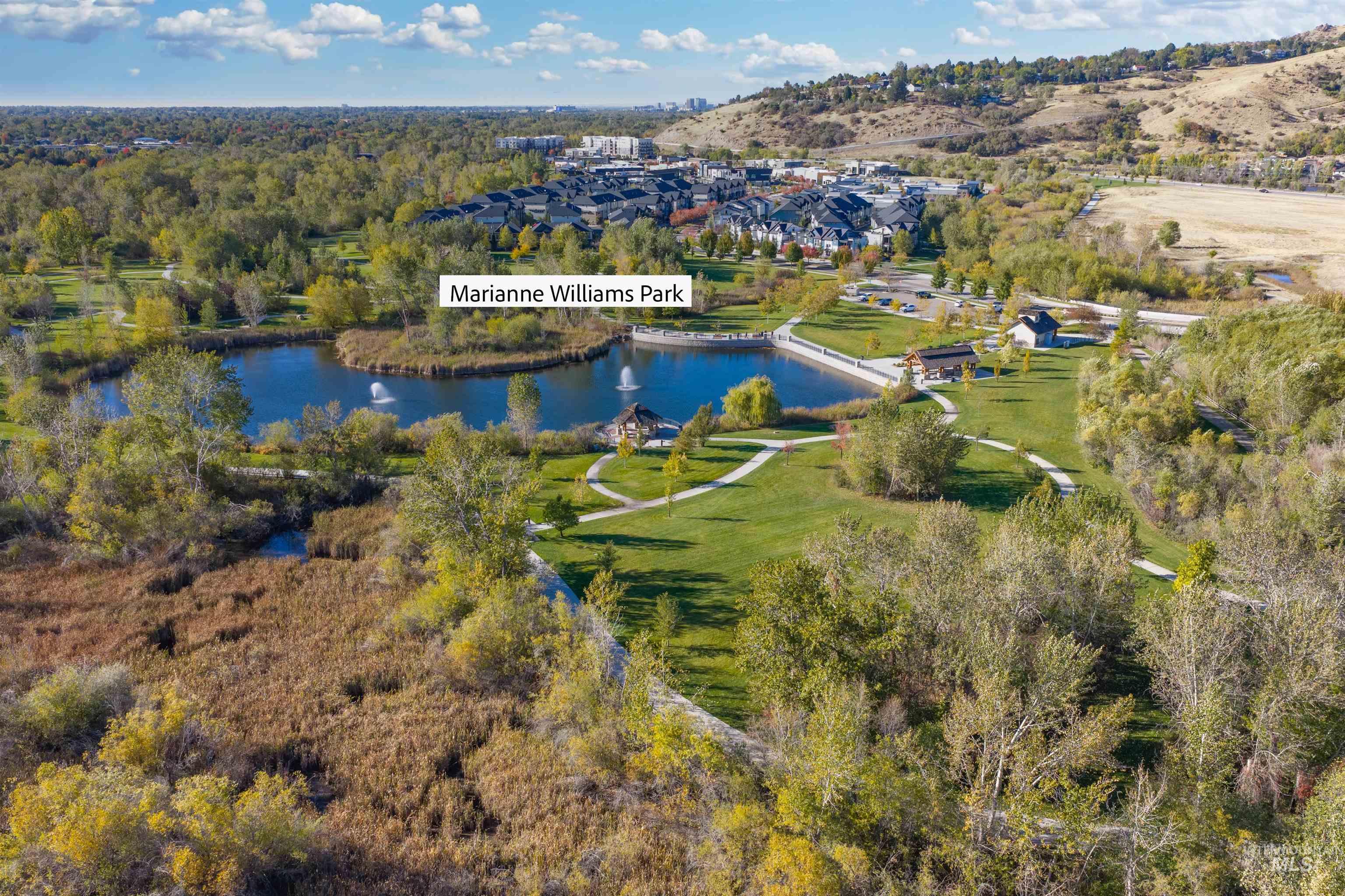 2824 S Honeycomb Way, Boise, Idaho 83716, 3 Bedrooms, 2.5 Bathrooms, Residential For Sale, Price $865,000,MLS 99003650