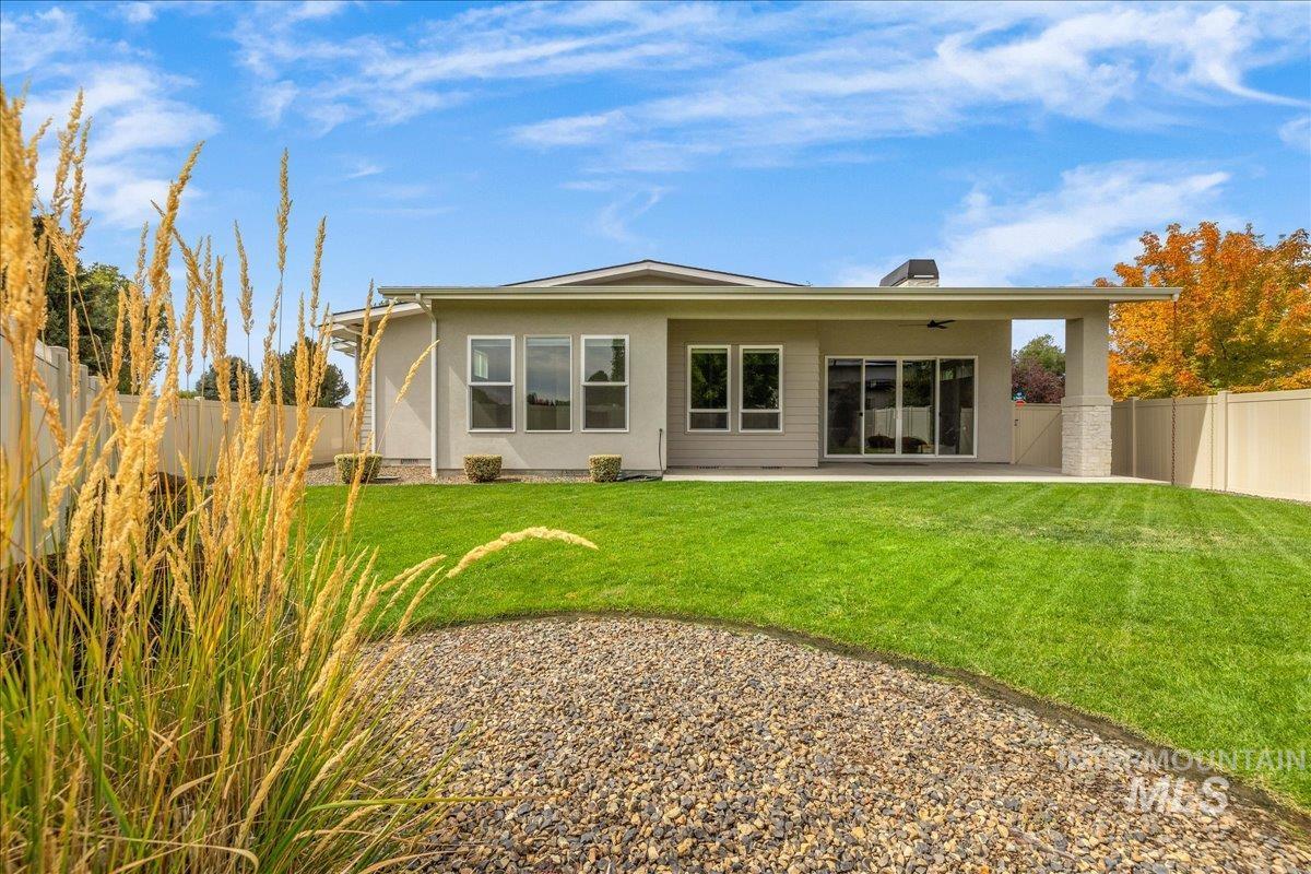 372 N Taylor, Eagle, Idaho 83116, 3 Bedrooms, 2 Bathrooms, Residential For Sale, Price $805,000,MLS 99003660