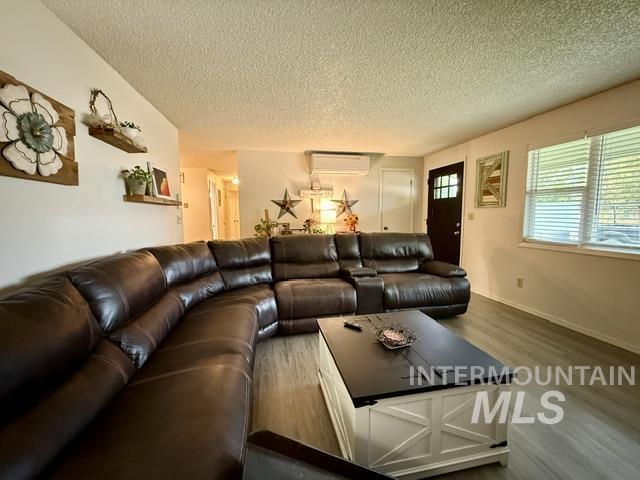1250 W 9th Street, Weiser, Idaho 83672, 3 Bedrooms, 2 Bathrooms, Residential For Sale, Price $378,000,MLS 99003662