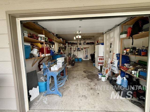 1250 W 9th Street, Weiser, Idaho 83672, 3 Bedrooms, 2 Bathrooms, Residential For Sale, Price $378,000,MLS 99003662