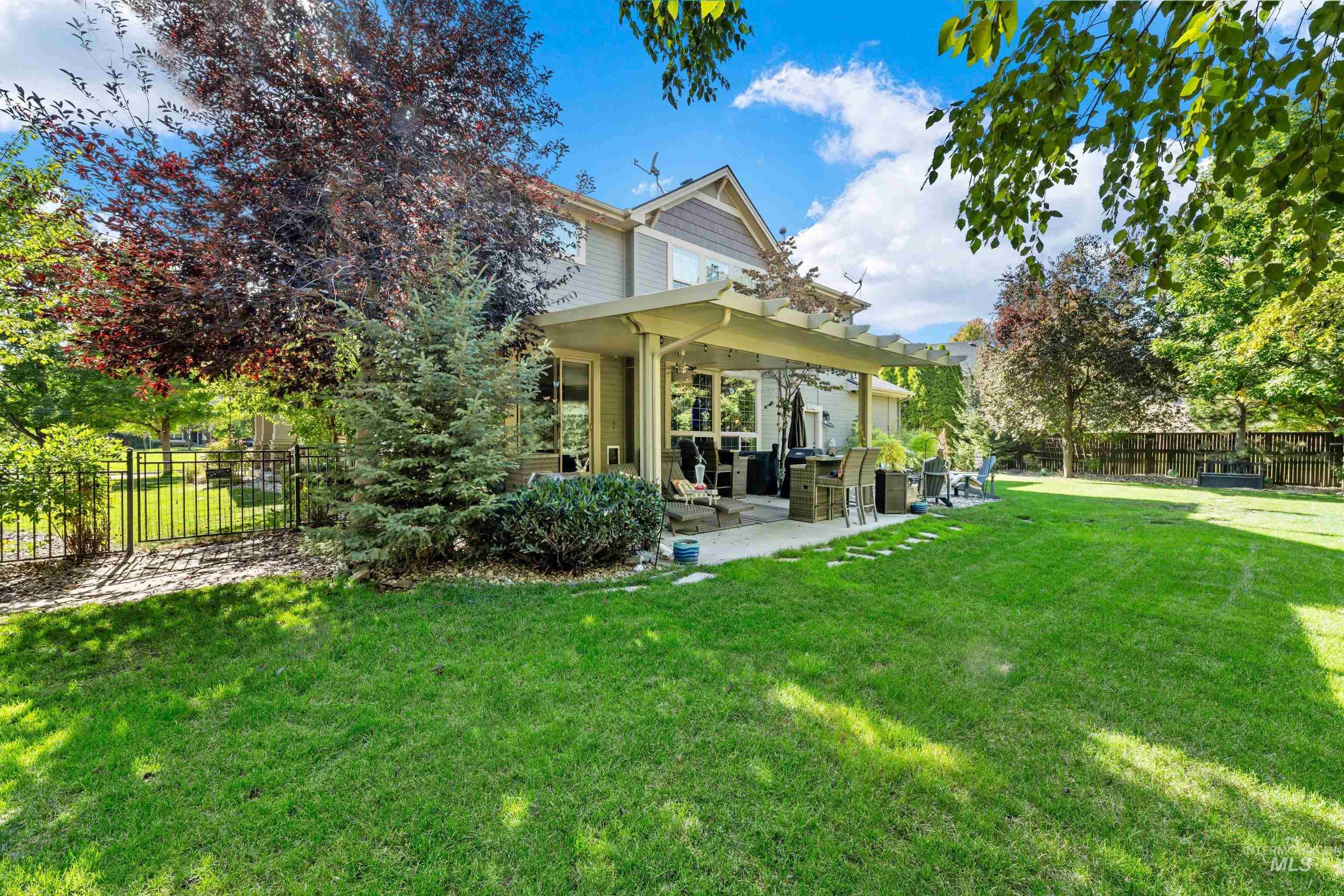 12507 N Humphreys Way, Boise, Idaho 83714, 4 Bedrooms, 2.5 Bathrooms, Residential For Sale, Price $800,000,MLS 99003666
