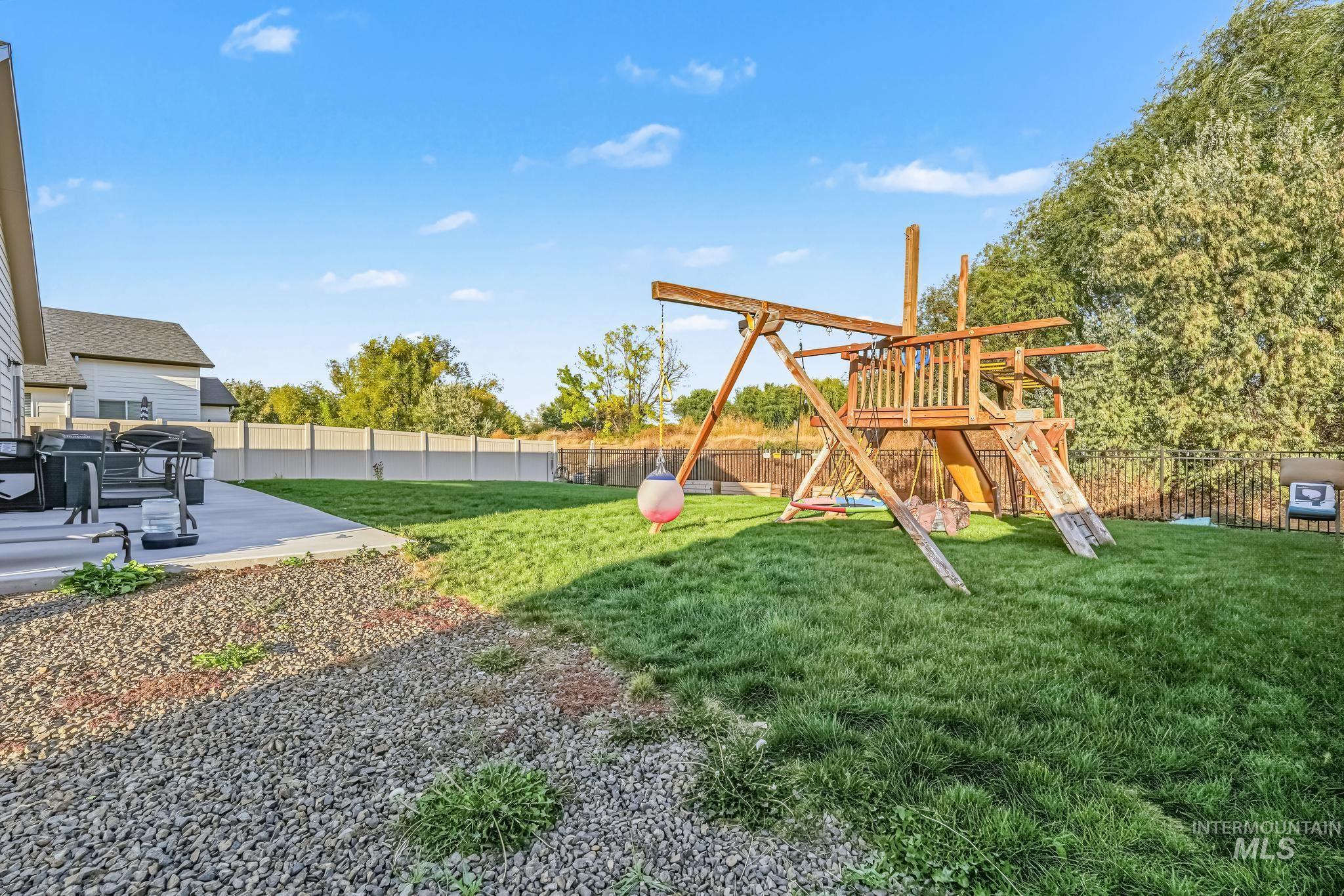 4370 S Yankees Way, Nampa, Idaho 83686, 3 Bedrooms, 2 Bathrooms, Residential For Sale, Price $429,990,MLS 99003667
