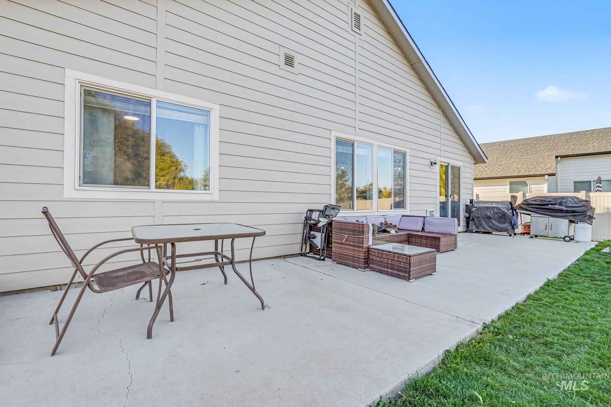 4370 S Yankees Way, Nampa, Idaho 83686, 3 Bedrooms, 2 Bathrooms, Residential For Sale, Price $429,990,MLS 99003667