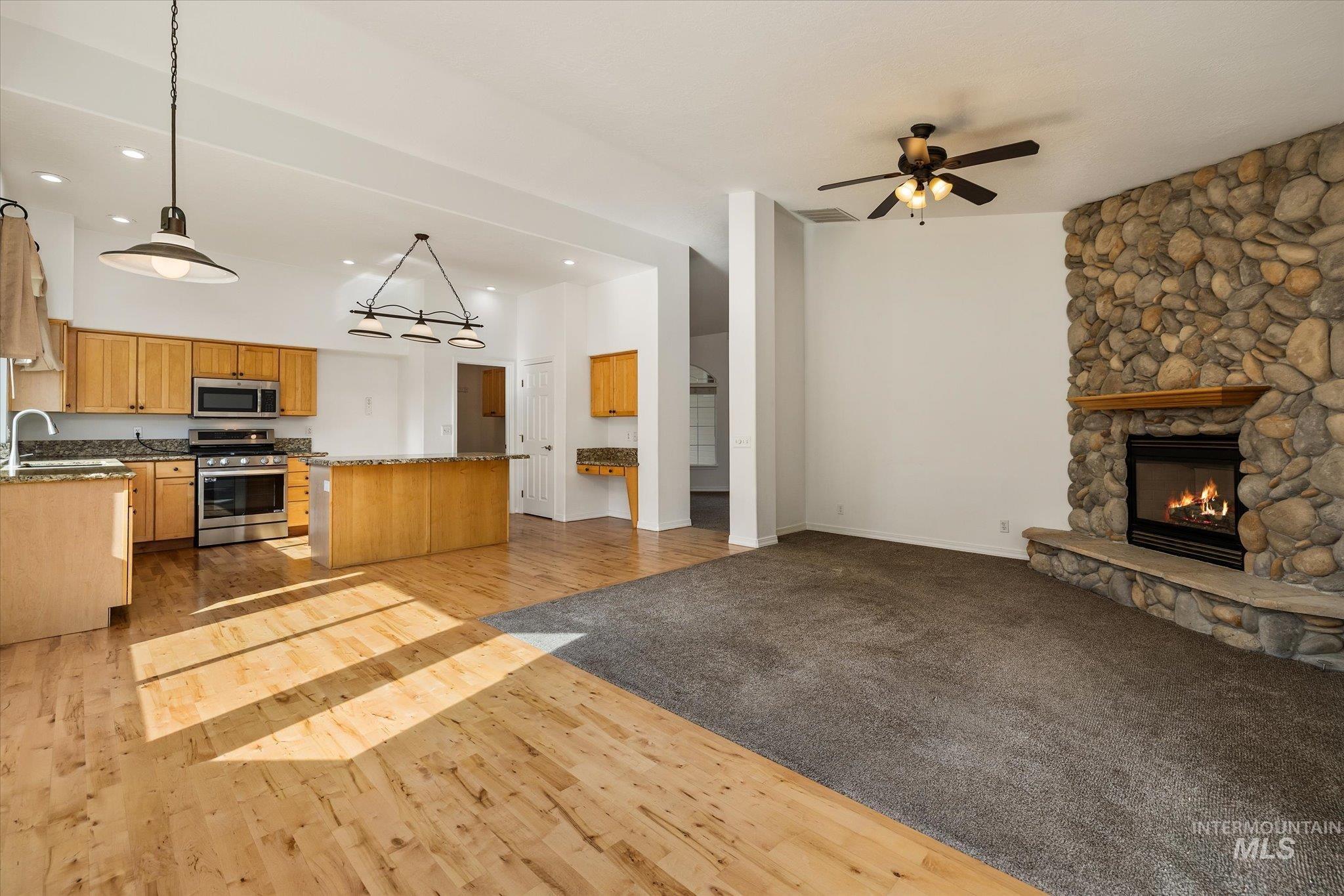 10242 N Blacktail Ave, Boise, Idaho 83714, 3 Bedrooms, 2 Bathrooms, Residential For Sale, Price $639,900,MLS 99003668