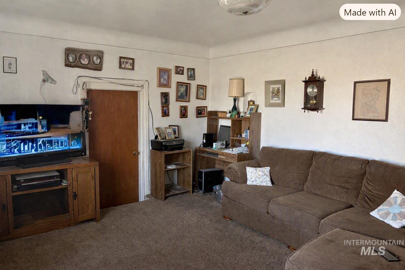 287 Falls Avenue West, Twin Falls, Idaho 83301, 2 Bedrooms, 1.5 Bathrooms, Residential For Sale, Price $269,900,MLS 99003670