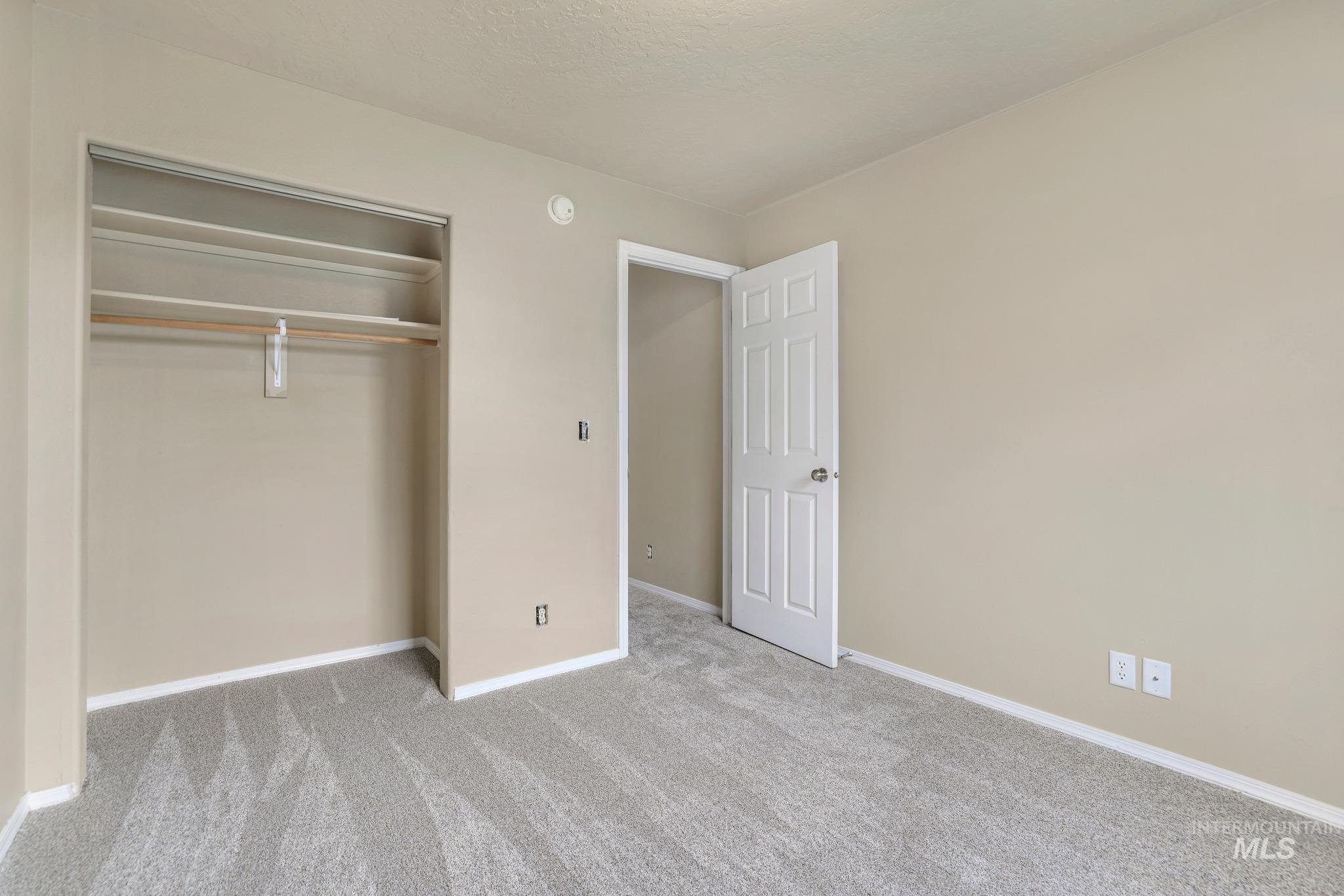 427 Clover Ave, Twin Falls, Idaho 83301, 5 Bedrooms, 2 Bathrooms, Residential For Sale, Price $389,000,MLS 99003689