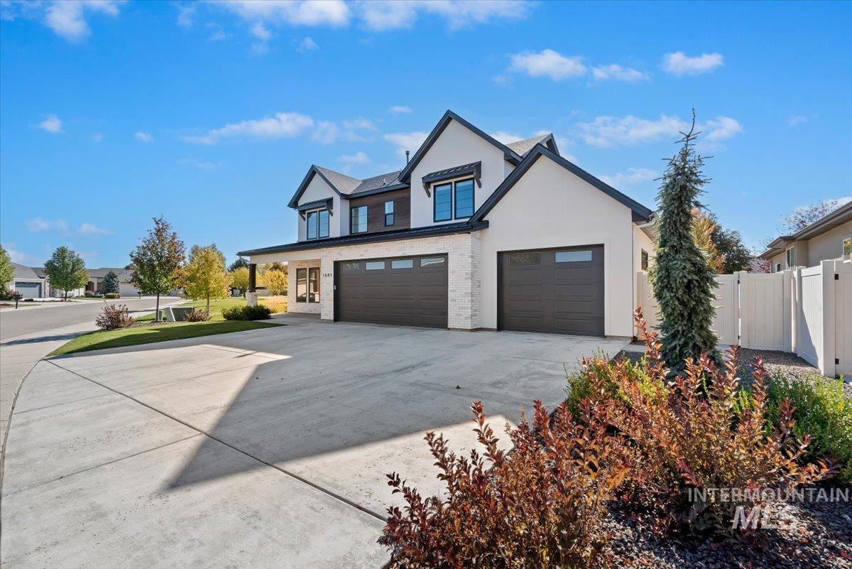 1881 W Maracay Dr, Meridian, Idaho 83646, 4 Bedrooms, 2.5 Bathrooms, Residential For Sale, Price $830,000,MLS 99003690