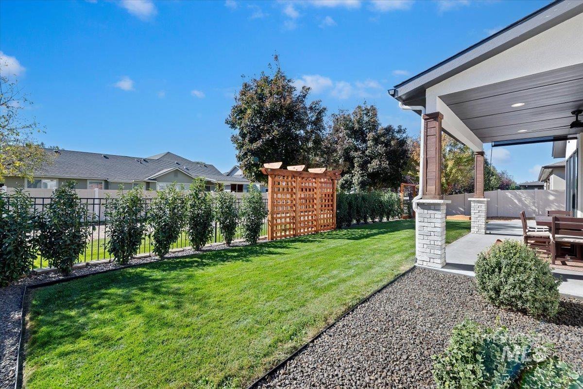1881 W Maracay Dr, Meridian, Idaho 83646, 4 Bedrooms, 2.5 Bathrooms, Residential For Sale, Price $830,000,MLS 99003690