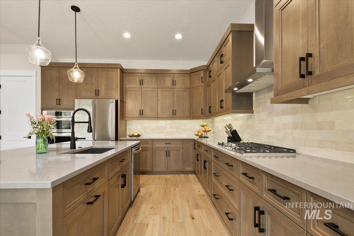 18071 N Burnt Car Way, Boise, Idaho 83714, 3 Bedrooms, 2.5 Bathrooms, Residential For Sale, Price $799,999,MLS 99003694