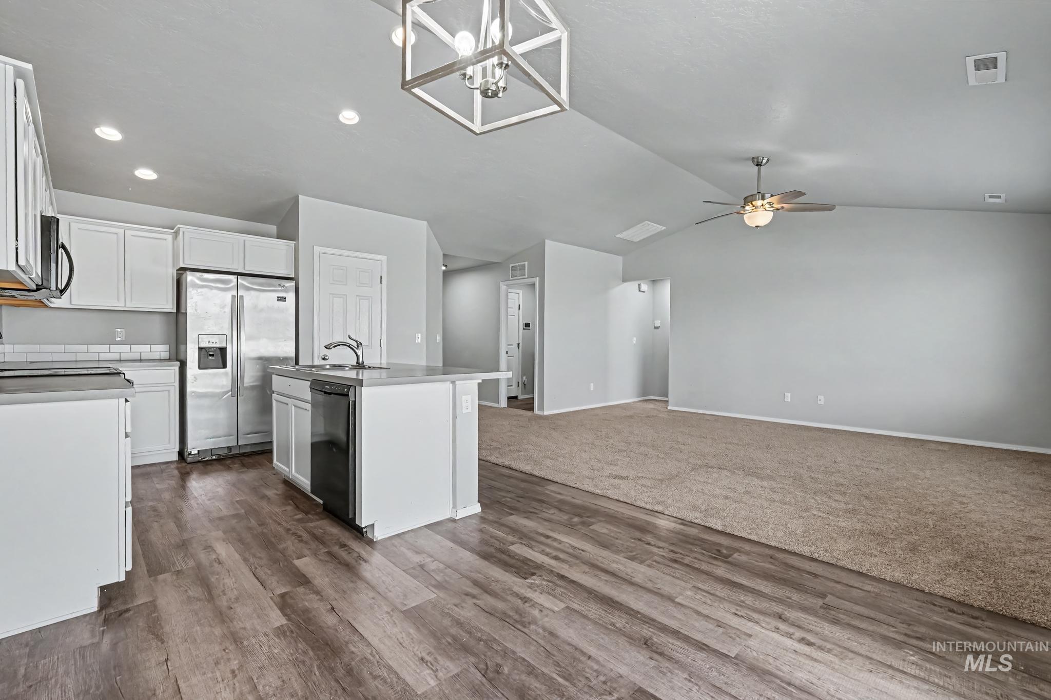 12786 Carkhill St, Caldwell, Idaho 83607, 3 Bedrooms, 2 Bathrooms, Residential For Sale, Price $379,900,MLS 99003695