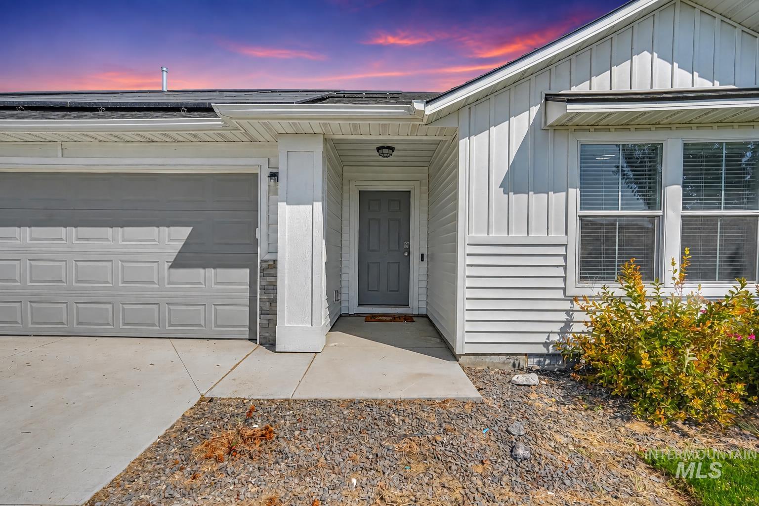 12786 Carkhill St, Caldwell, Idaho 83607, 3 Bedrooms, 2 Bathrooms, Residential For Sale, Price $379,900,MLS 99003695