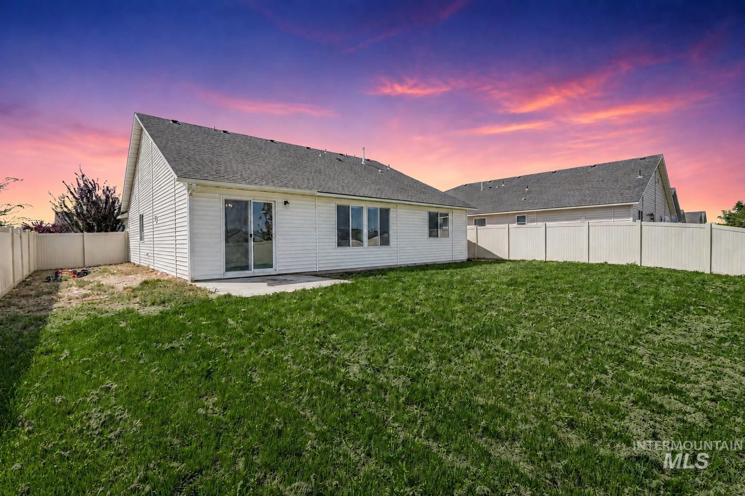 12786 Carkhill St, Caldwell, Idaho 83607, 3 Bedrooms, 2 Bathrooms, Residential For Sale, Price $379,900,MLS 99003695