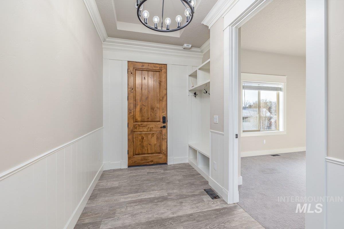 5990 W View Drive, Meridian, Idaho 83642, 5 Bedrooms, 4.5 Bathrooms, Residential For Sale, Price $1,540,000,MLS 99003696