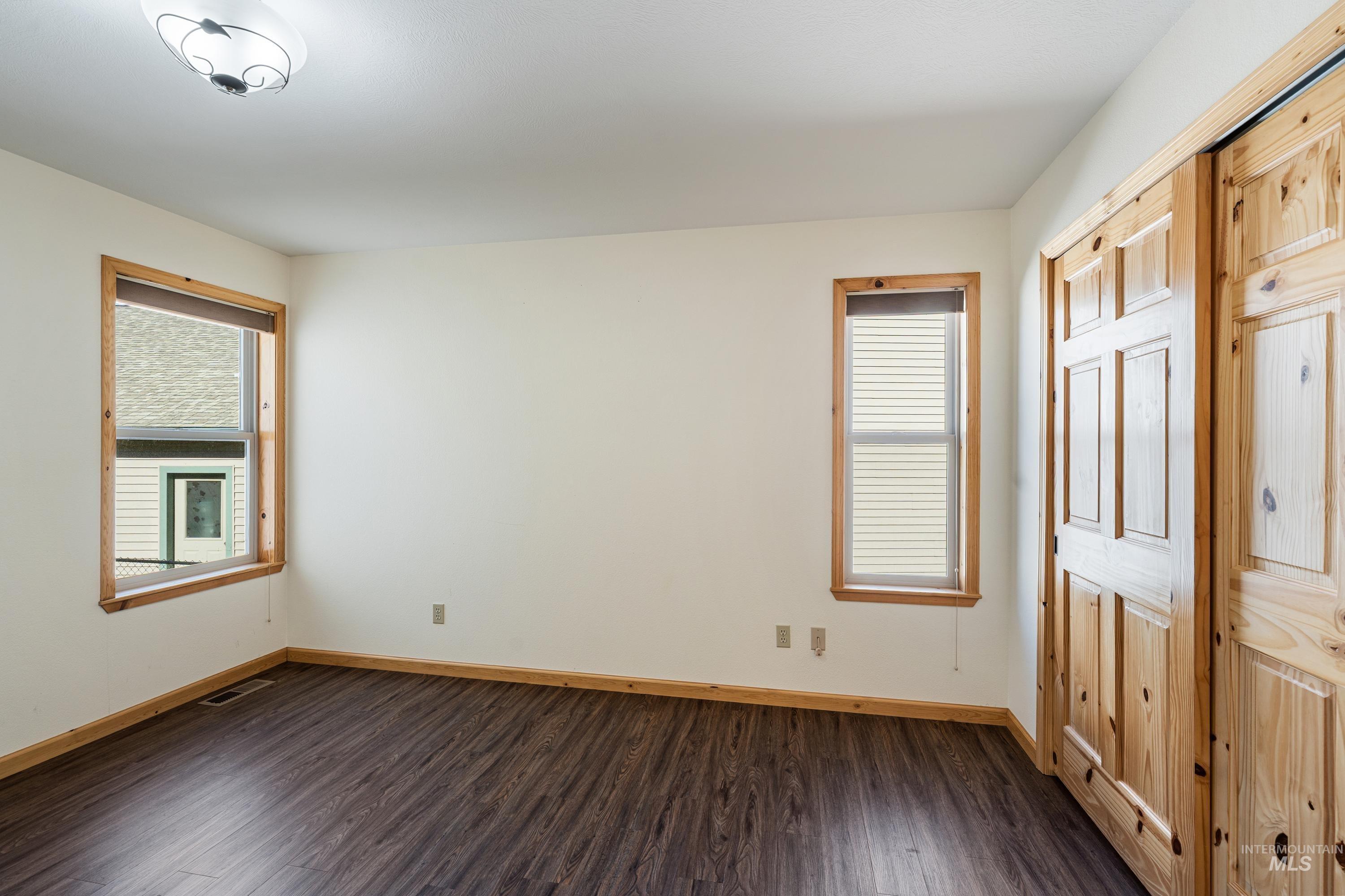 1430 Collier Drive, Clarkston, Washington 99403, 3 Bedrooms, 2.5 Bathrooms, Residential For Sale, Price $785,000,MLS 99003701