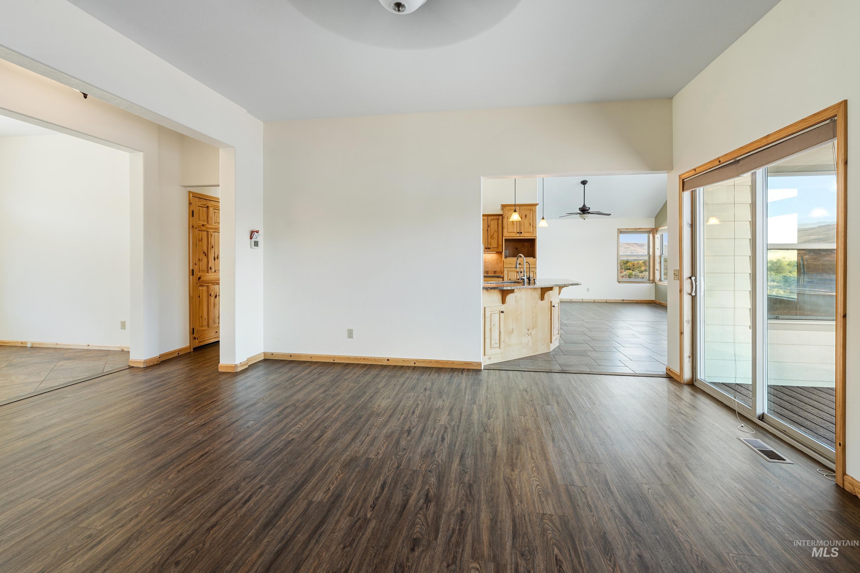 1430 Collier Drive, Clarkston, Washington 99403, 3 Bedrooms, 2.5 Bathrooms, Residential For Sale, Price $785,000,MLS 99003701