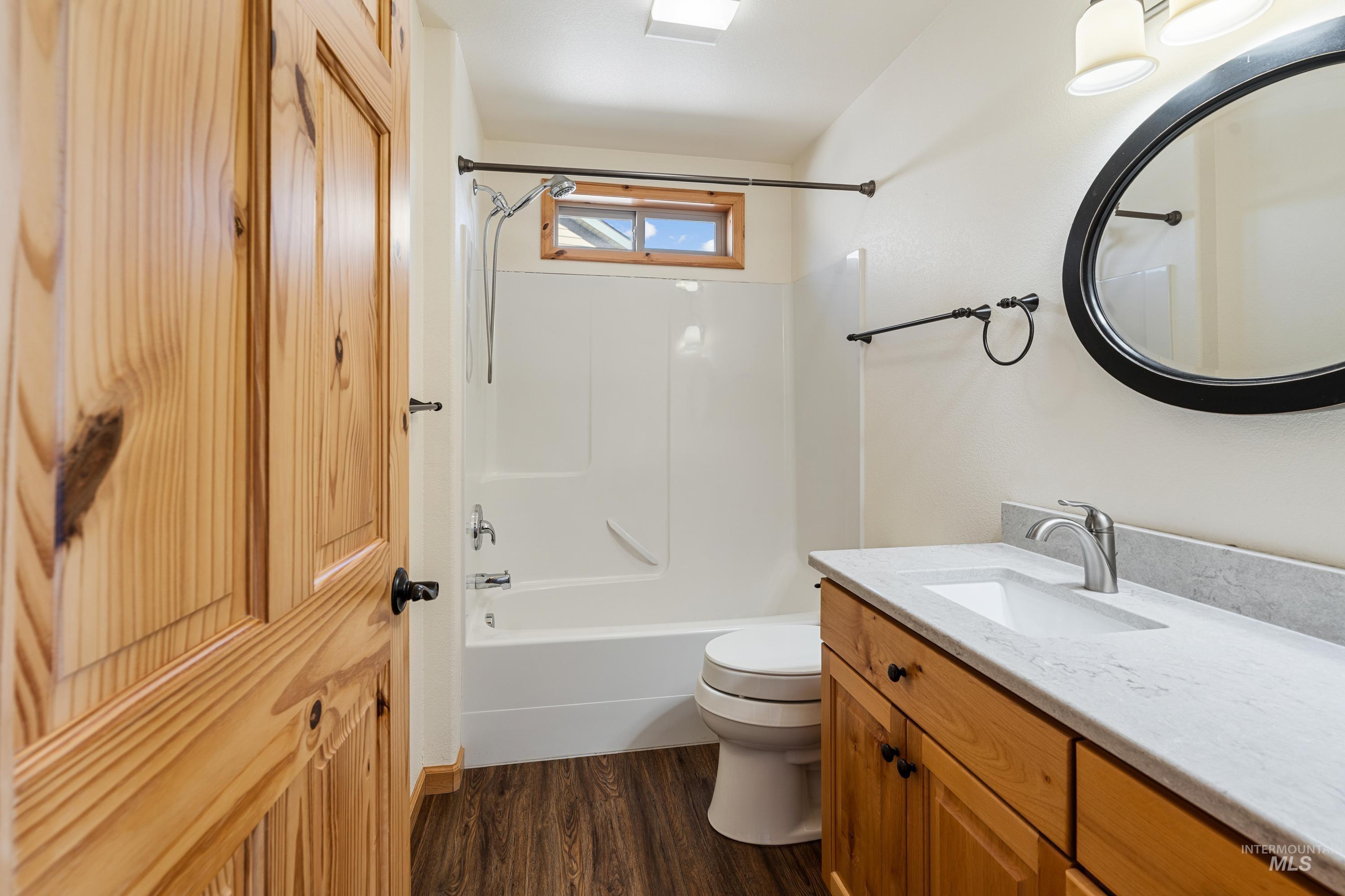 1430 Collier Drive, Clarkston, Washington 99403, 3 Bedrooms, 2.5 Bathrooms, Residential For Sale, Price $785,000,MLS 99003701