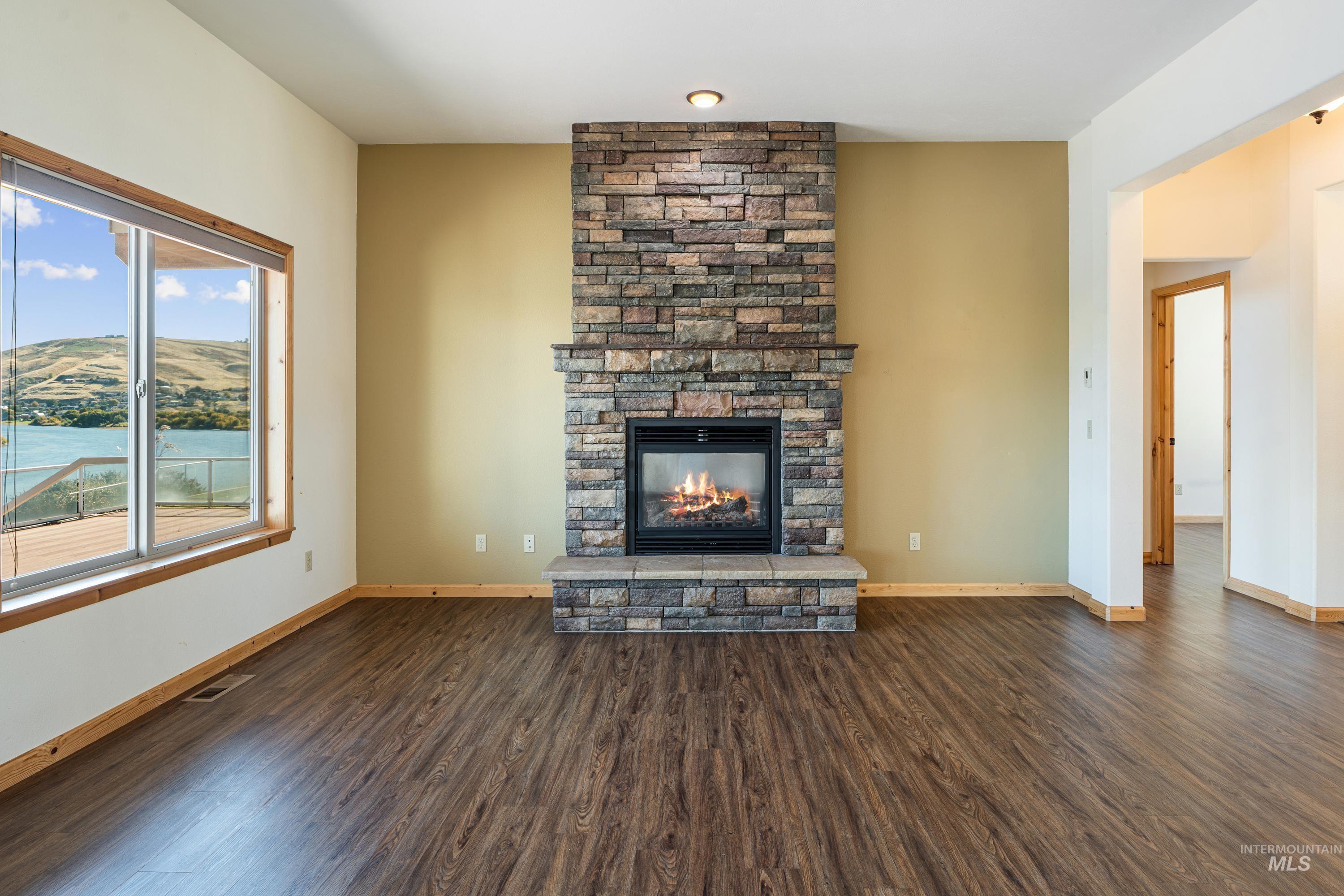 1430 Collier Drive, Clarkston, Washington 99403, 3 Bedrooms, 2.5 Bathrooms, Residential For Sale, Price $785,000,MLS 99003701