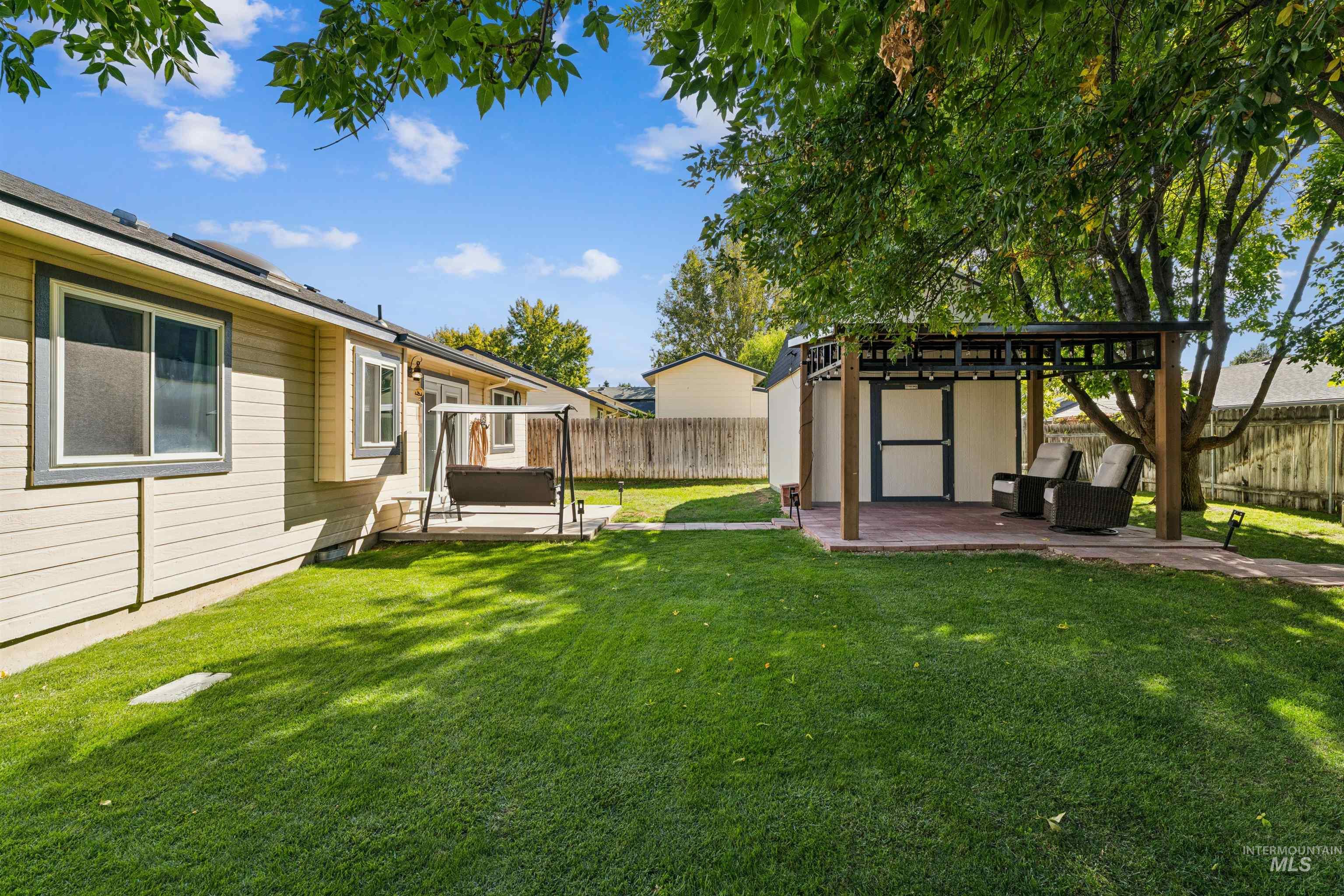 59 S Rolling Green St., Nampa, Idaho 83687, 3 Bedrooms, 2 Bathrooms, Residential For Sale, Price $380,000,MLS 99003702