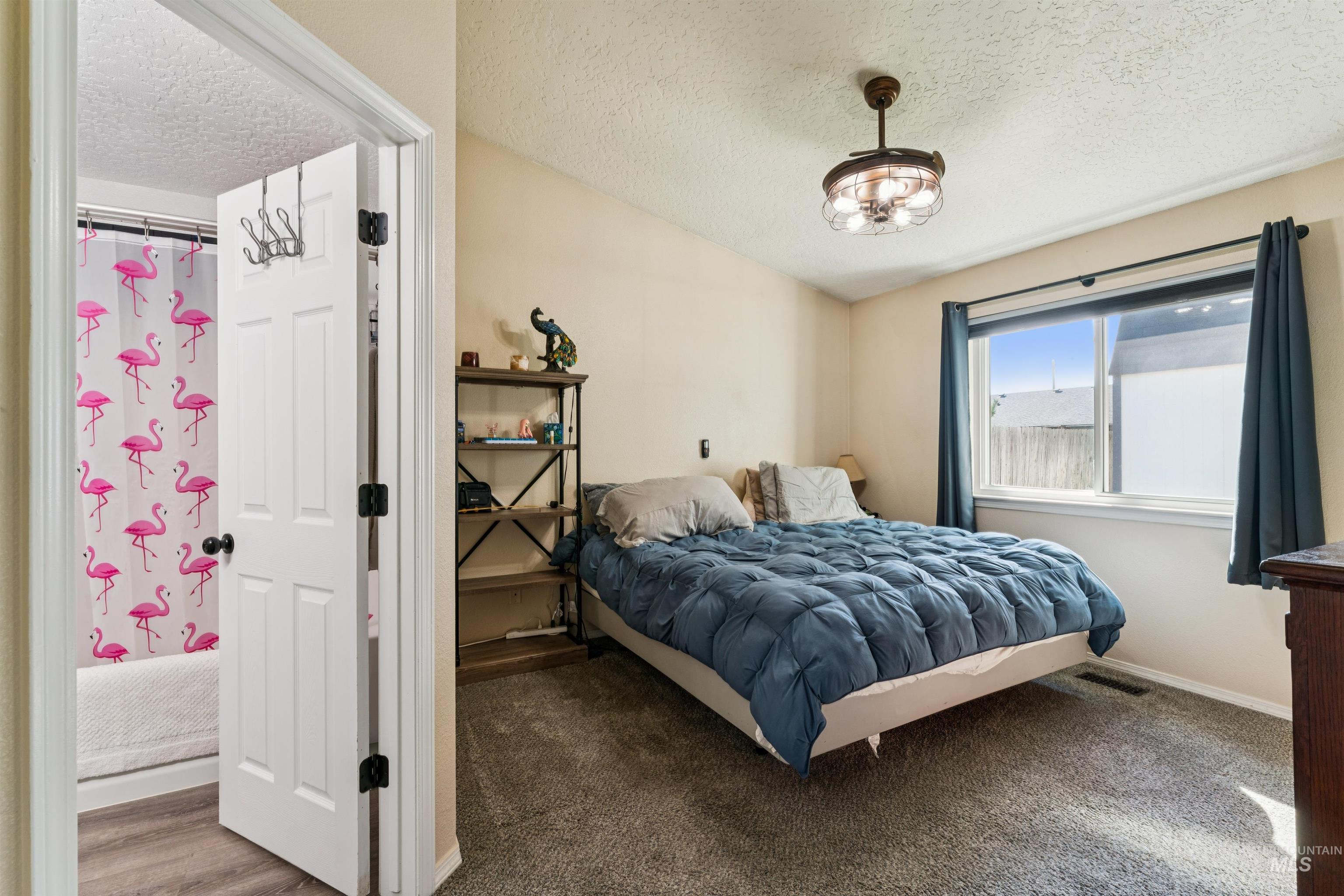 59 S Rolling Green St., Nampa, Idaho 83687, 3 Bedrooms, 2 Bathrooms, Residential For Sale, Price $380,000,MLS 99003702
