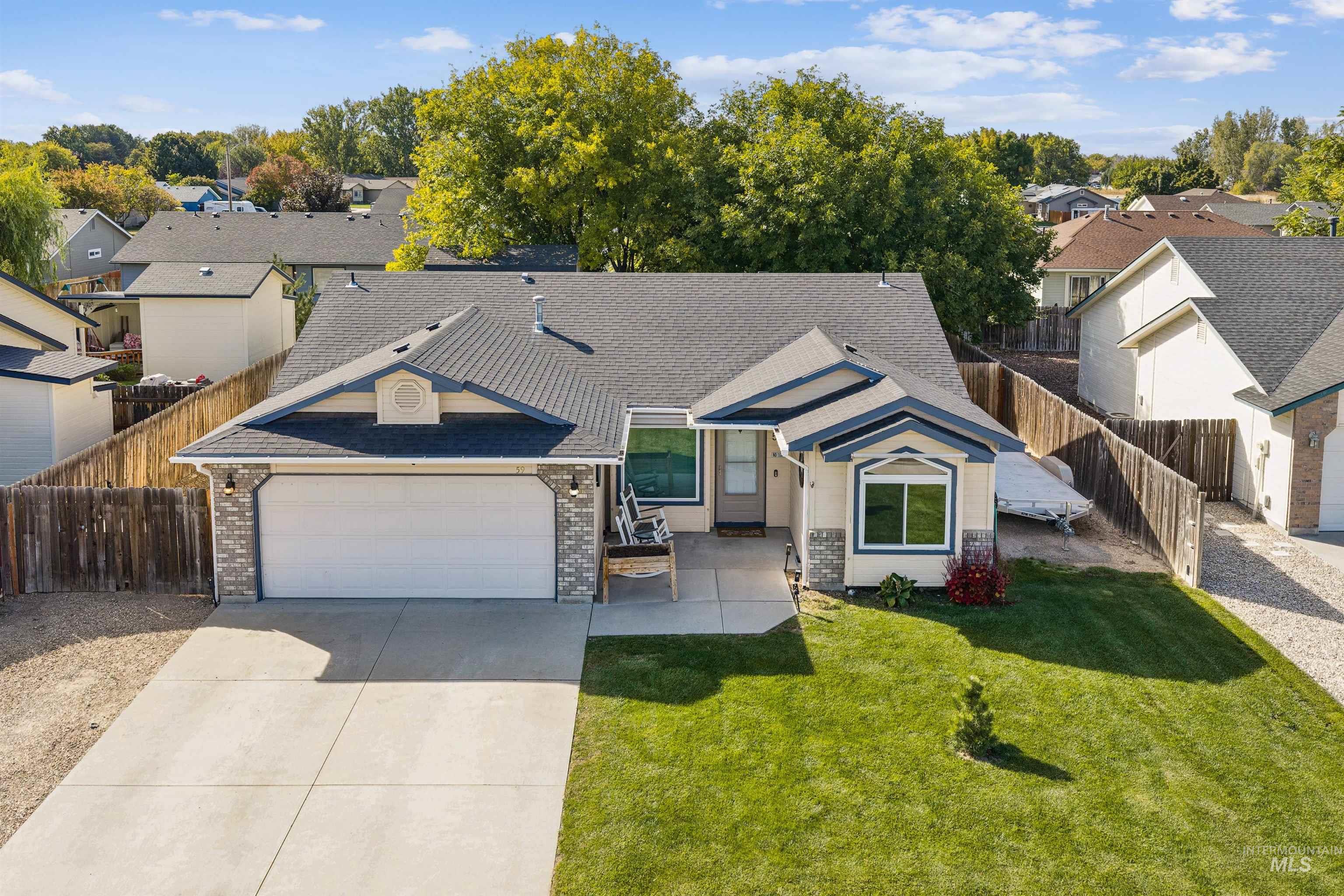 59 S Rolling Green St., Nampa, Idaho 83687, 3 Bedrooms, 2 Bathrooms, Residential For Sale, Price $380,000,MLS 99003702