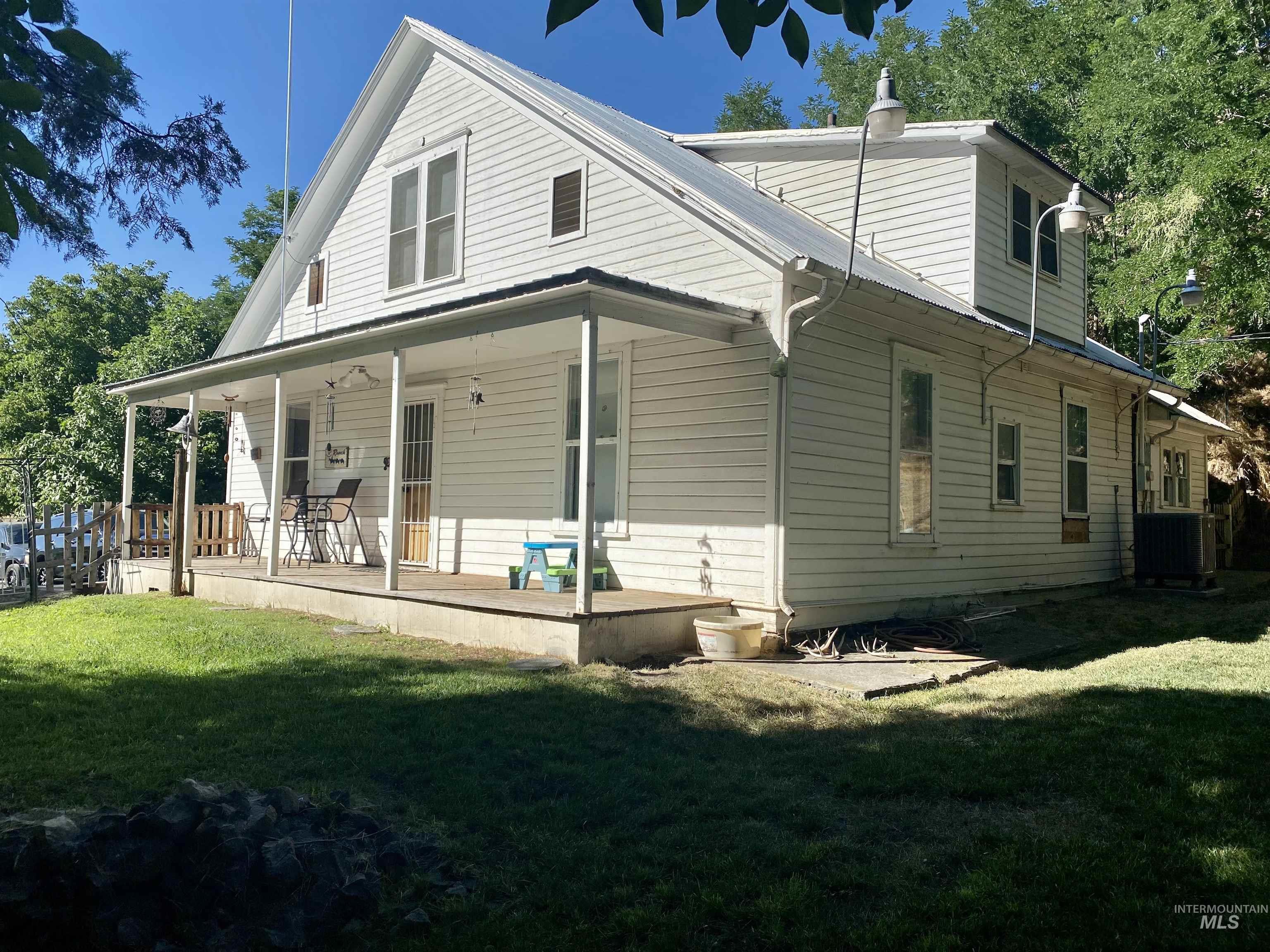 2707 Lindsay Creek Rd, Lewiston, Idaho 83501, 4 Bedrooms, 2 Bathrooms, Residential For Sale, Price $550,000,MLS 99003704