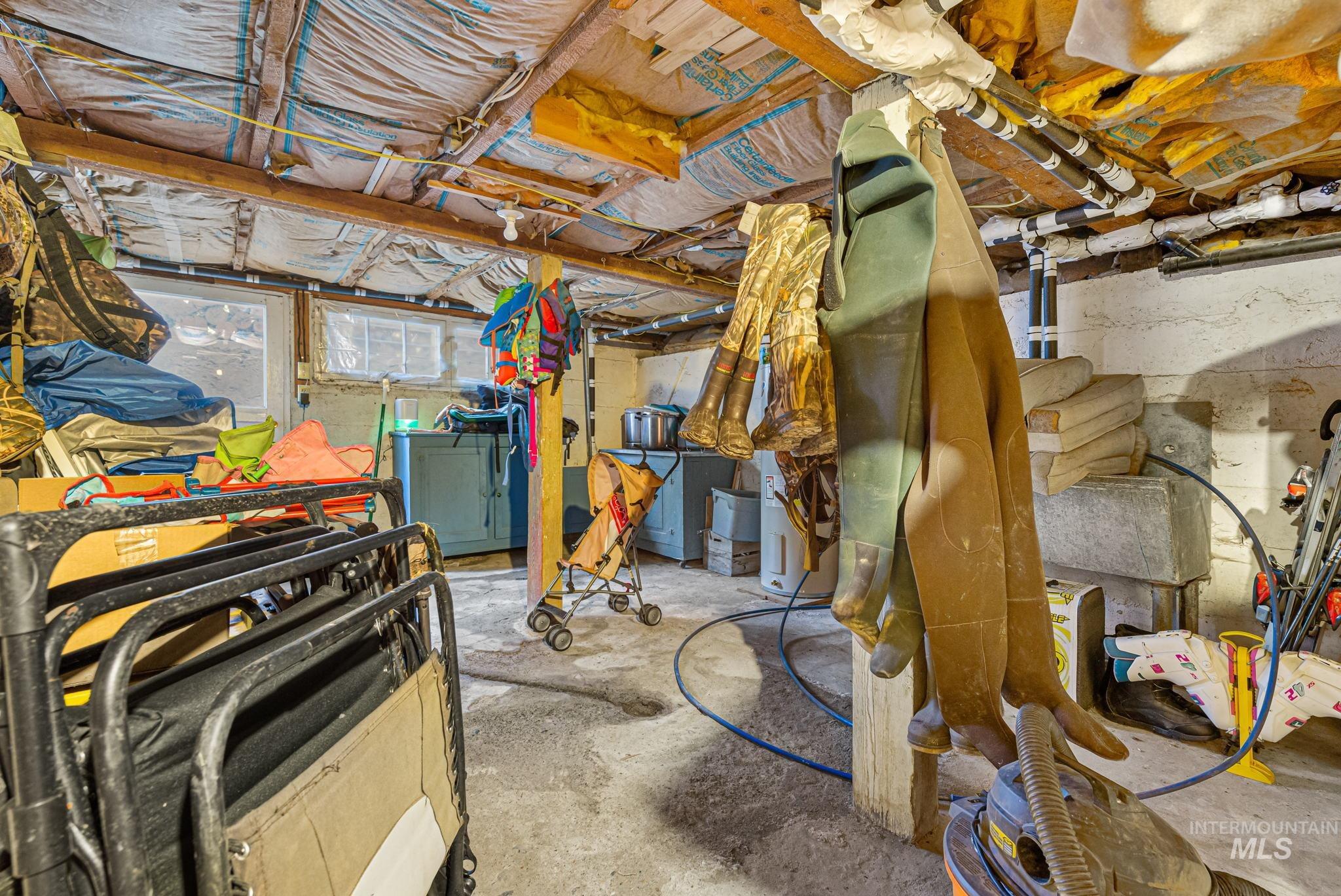 2707 Lindsay Creek Rd, Lewiston, Idaho 83501, 4 Bedrooms, 2 Bathrooms, Residential For Sale, Price $550,000,MLS 99003704