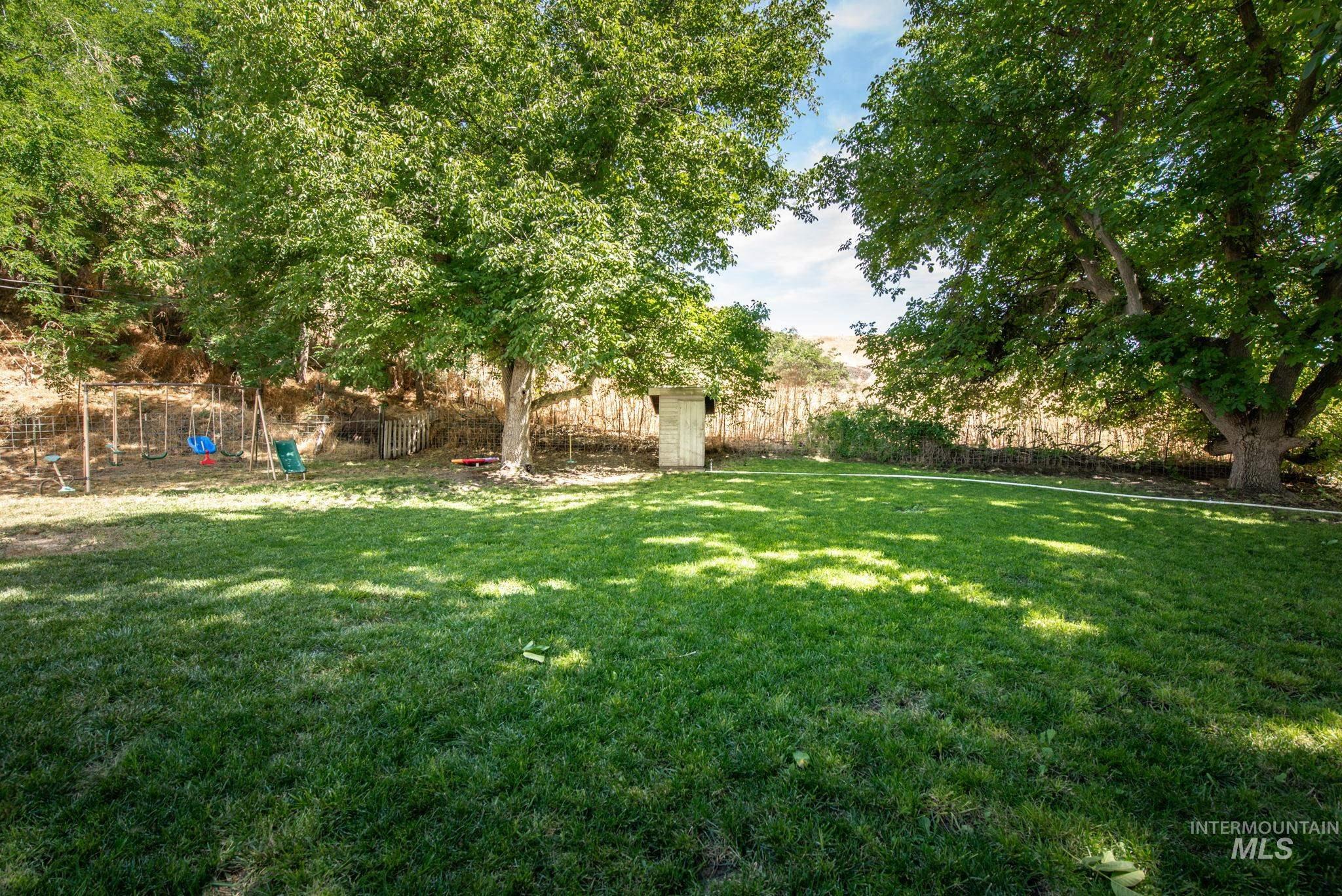 2707 Lindsay Creek Rd, Lewiston, Idaho 83501, 4 Bedrooms, 2 Bathrooms, Residential For Sale, Price $550,000,MLS 99003704