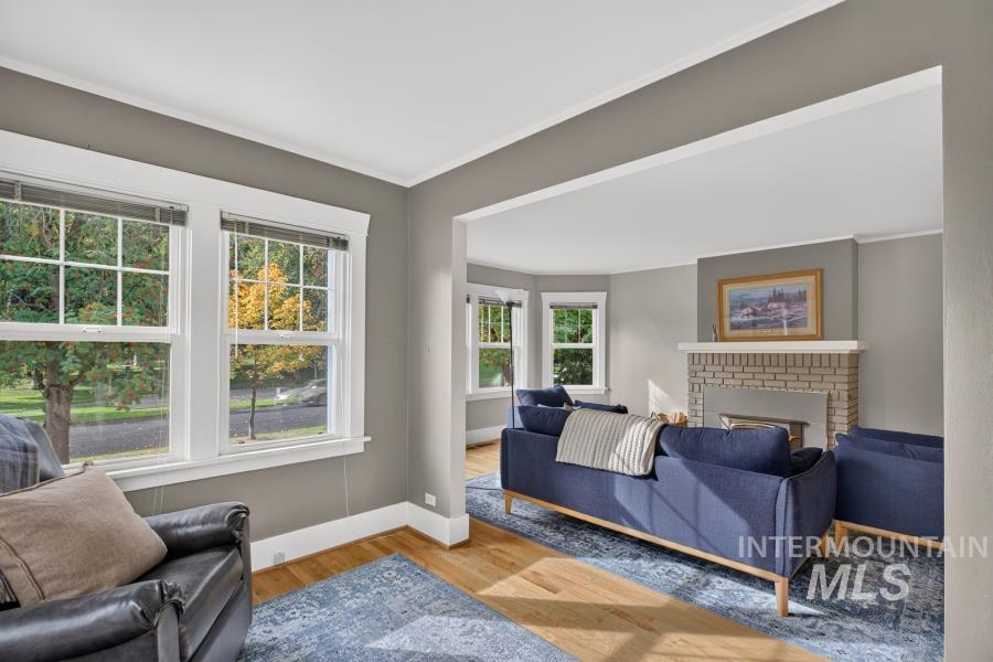 101 N Hayes St., Moscow, Idaho 83843, 5 Bedrooms, 2.5 Bathrooms, Residential For Sale, Price $725,000, 99003705