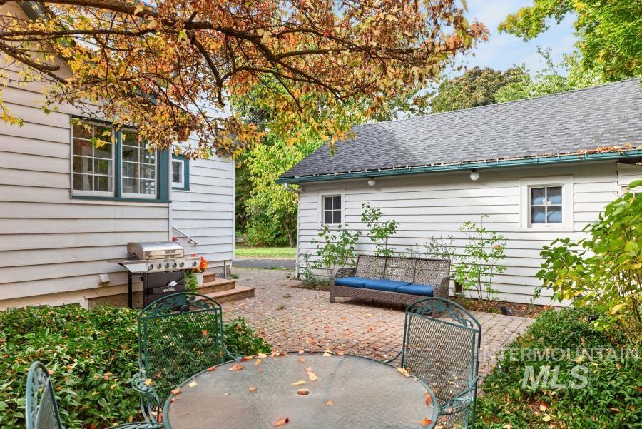 101 N Hayes St., Moscow, Idaho 83843, 5 Bedrooms, 2.5 Bathrooms, Residential For Sale, Price $725,000, 99003705