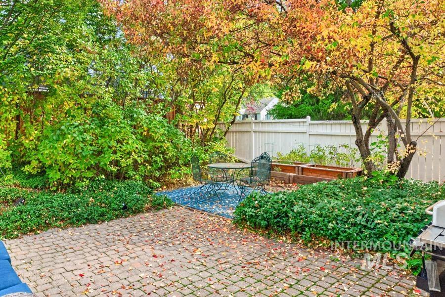 101 N Hayes St., Moscow, Idaho 83843, 5 Bedrooms, 2.5 Bathrooms, Residential For Sale, Price $725,000, 99003705
