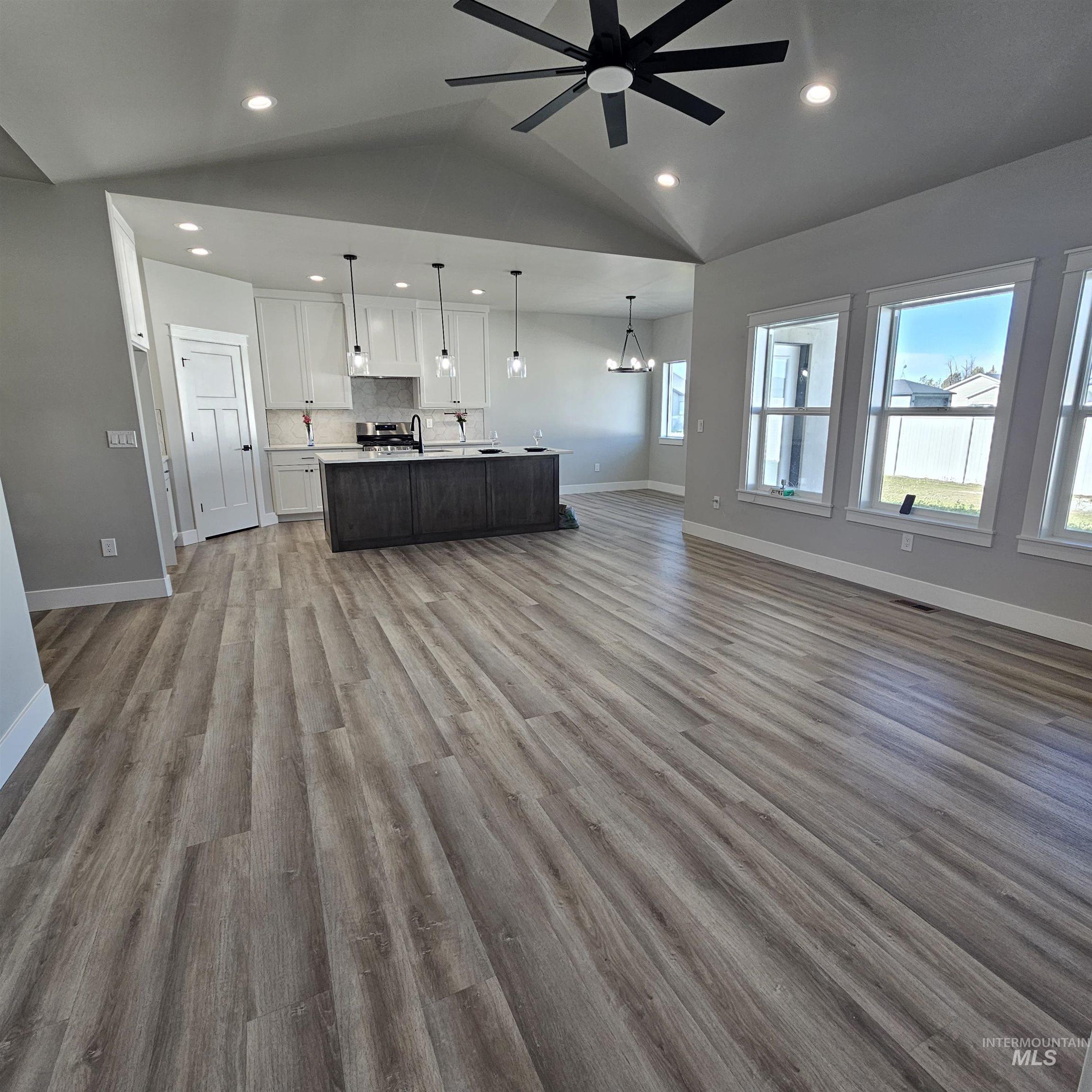 1522 W Ruby Dr, Rupert, Idaho 83350, 4 Bedrooms, 2 Bathrooms, Residential For Sale, Price $510,000,MLS 99003711