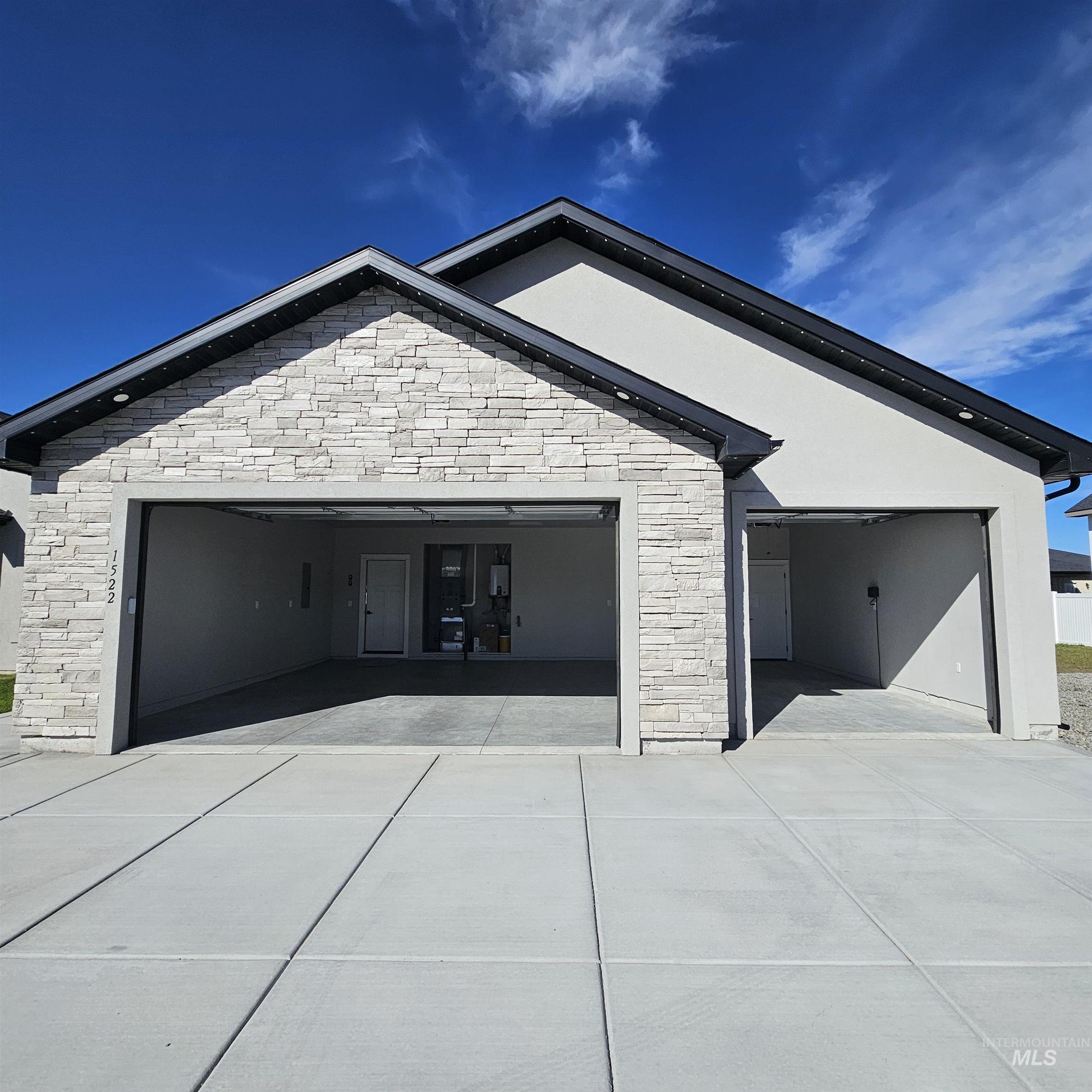 1522 W Ruby Dr, Rupert, Idaho 83350, 4 Bedrooms, 2 Bathrooms, Residential For Sale, Price $510,000,MLS 99003711