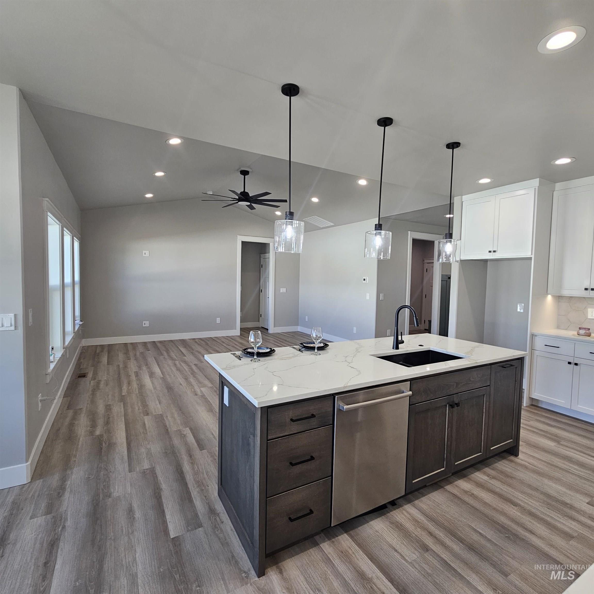 1522 W Ruby Dr, Rupert, Idaho 83350, 4 Bedrooms, 2 Bathrooms, Residential For Sale, Price $510,000,MLS 99003711