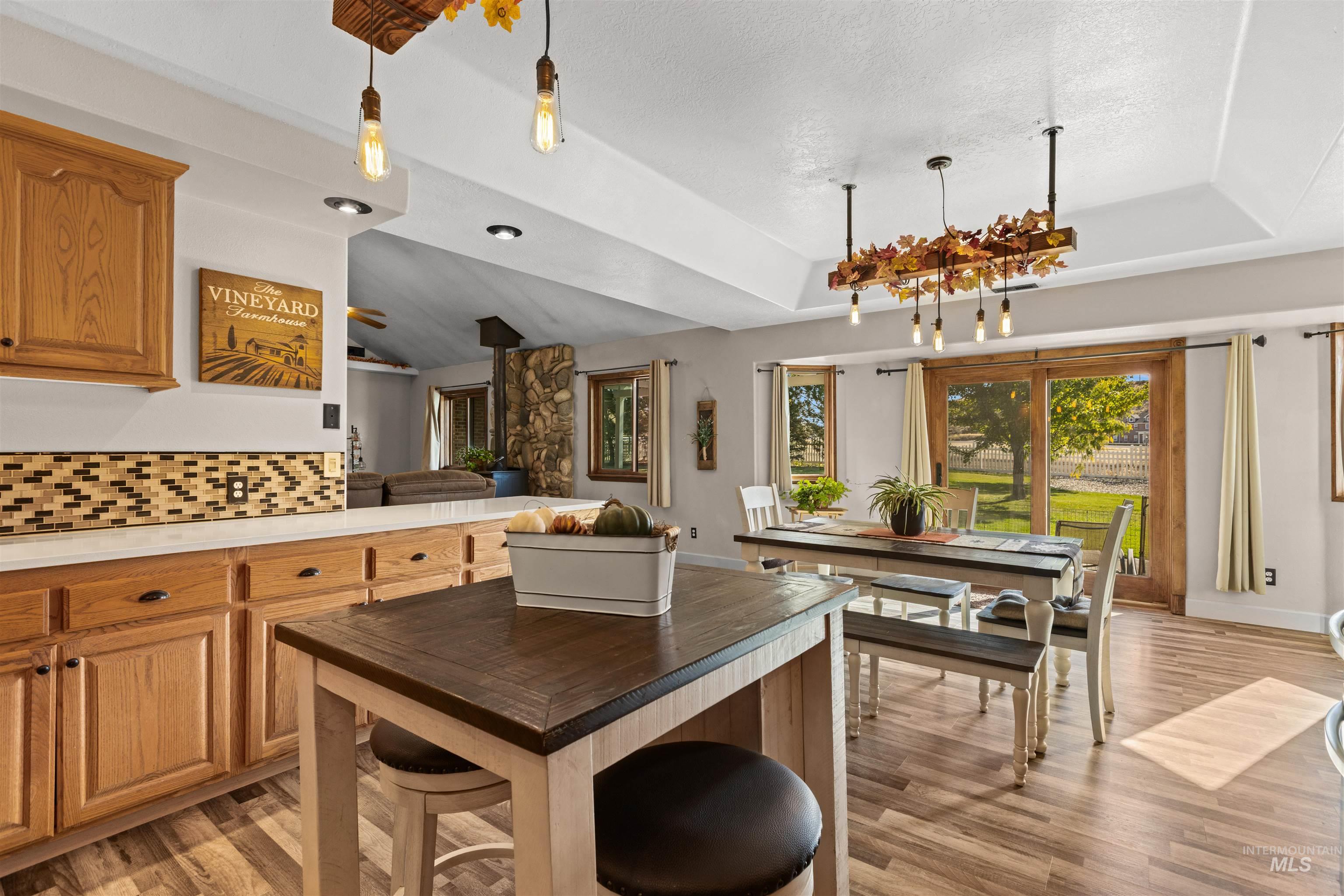 6505 Horse Haven Ln, Emmett, Idaho 83617, 3 Bedrooms, 3 Bathrooms, Residential For Sale, Price $985,000, 99003717
