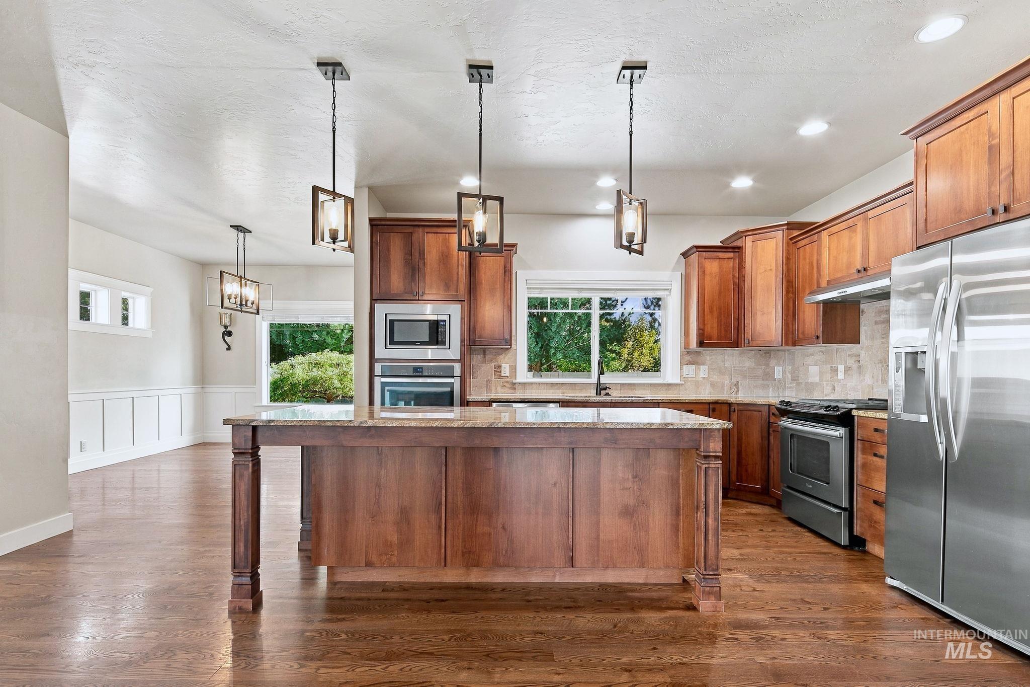 2598 E Granadillo Dr, Meridian, Idaho 83646, 4 Bedrooms, 3 Bathrooms, Residential For Sale, Price $895,000, 99003718