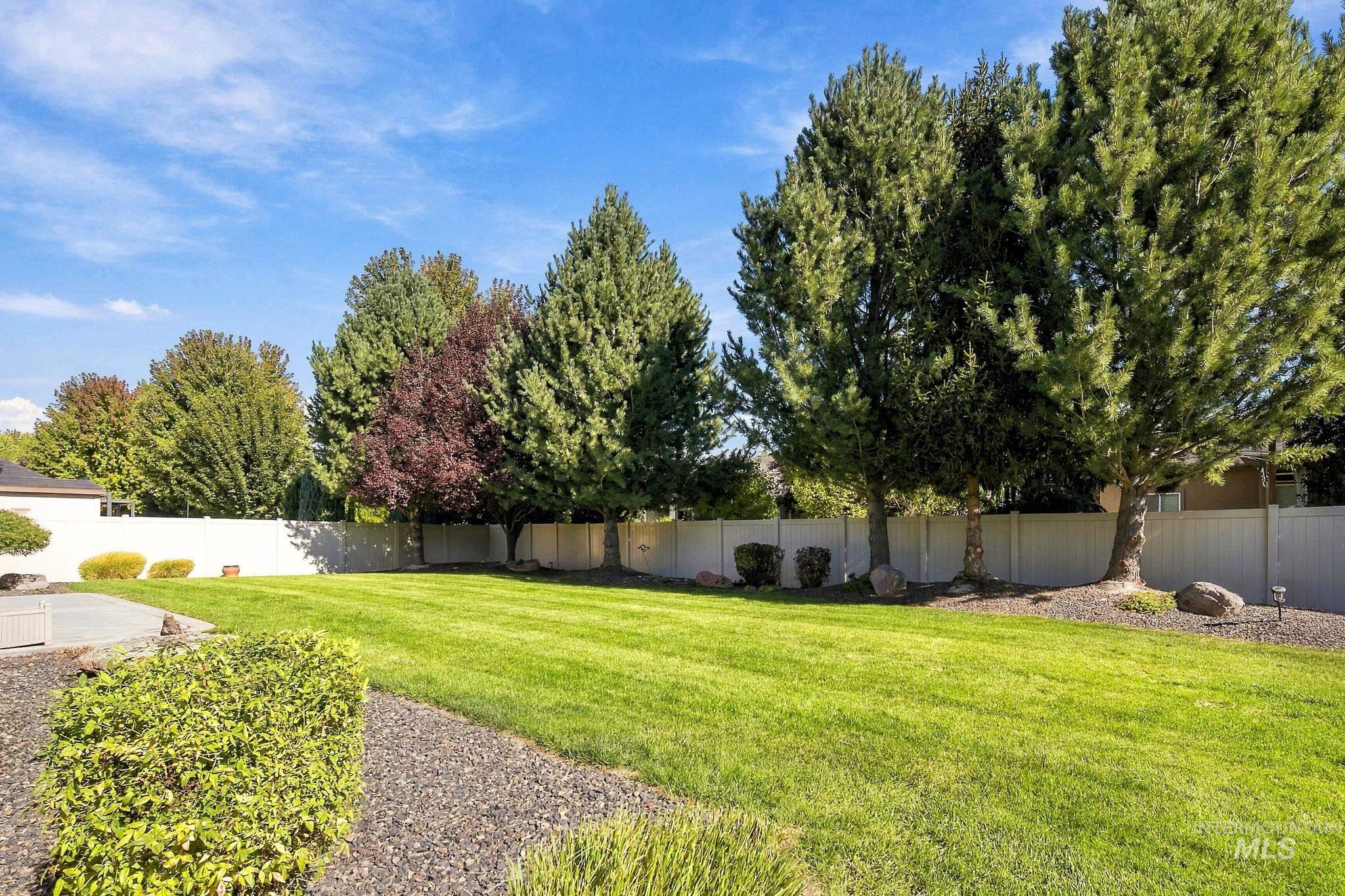 2598 E Granadillo Dr, Meridian, Idaho 83646, 4 Bedrooms, 3 Bathrooms, Residential For Sale, Price $895,000, 99003718