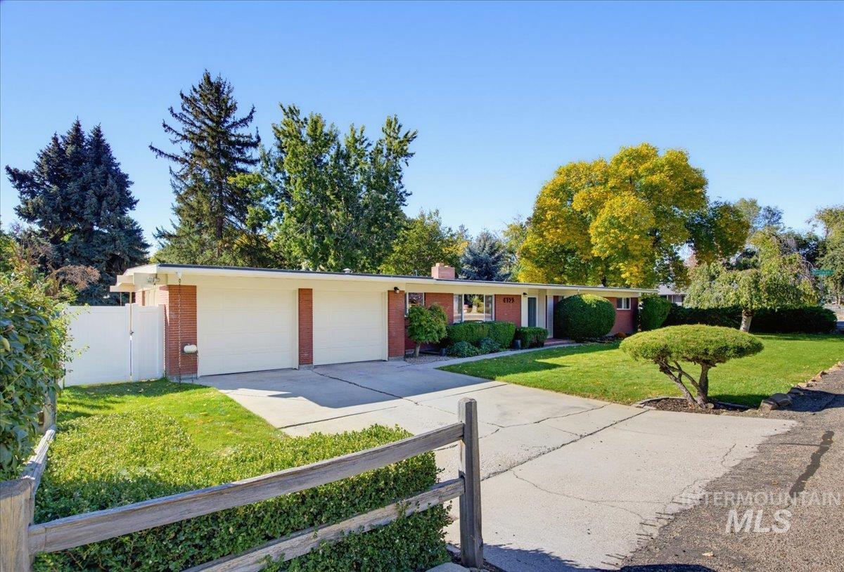 6123 W Northview St, Boise, Idaho 83704, 3 Bedrooms, 2 Bathrooms, Residential For Sale, Price $500,000, 99003719