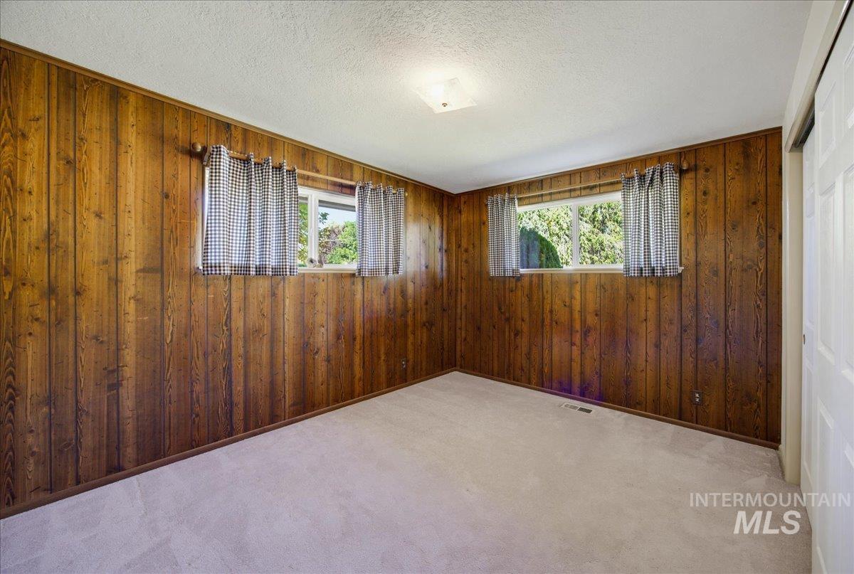 6123 W Northview St, Boise, Idaho 83704, 3 Bedrooms, 2 Bathrooms, Residential For Sale, Price $500,000, 99003719