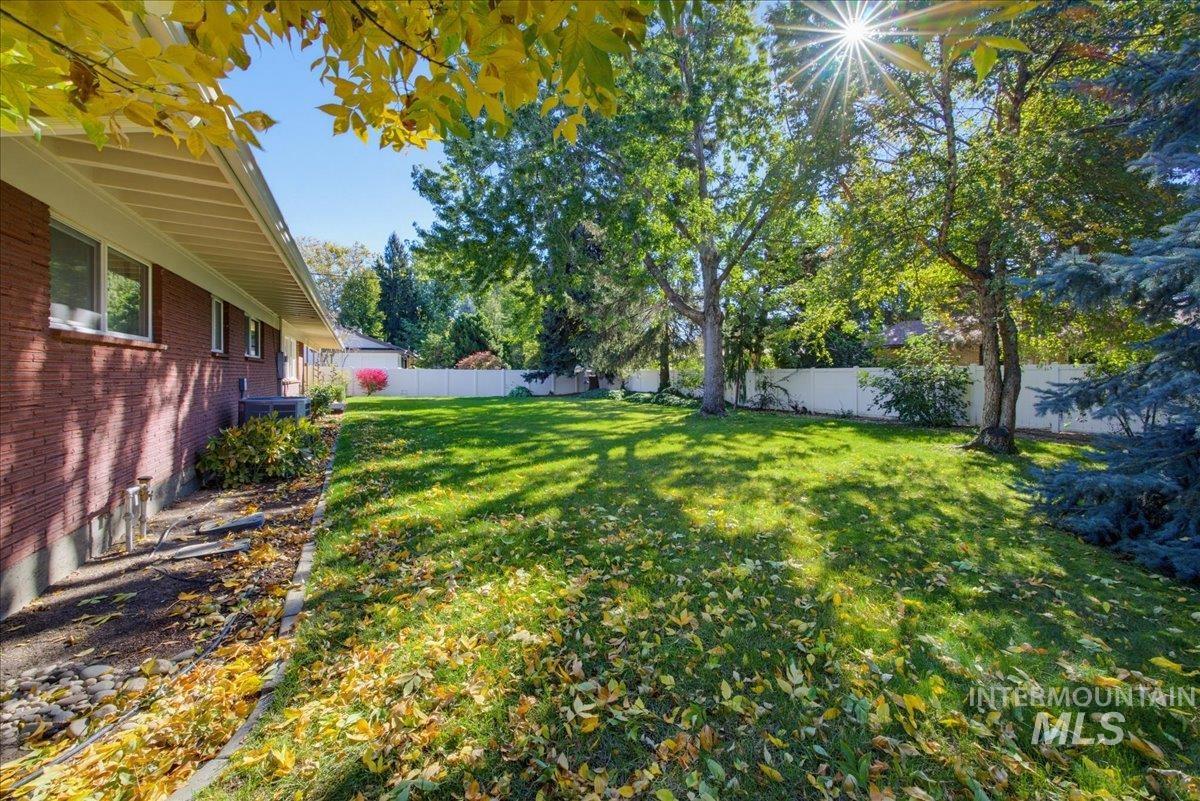 6123 W Northview St, Boise, Idaho 83704, 3 Bedrooms, 2 Bathrooms, Residential For Sale, Price $500,000, 99003719