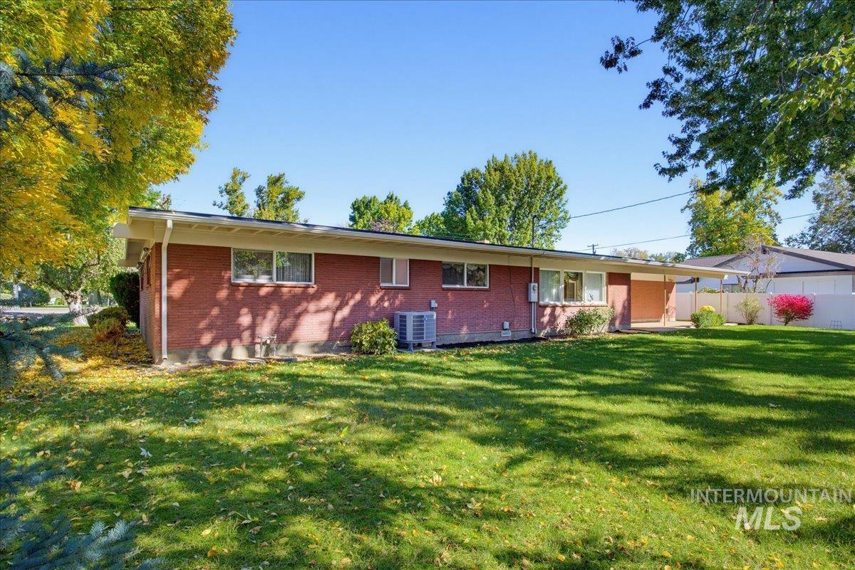 6123 W Northview St, Boise, Idaho 83704, 3 Bedrooms, 2 Bathrooms, Residential For Sale, Price $500,000, 99003719